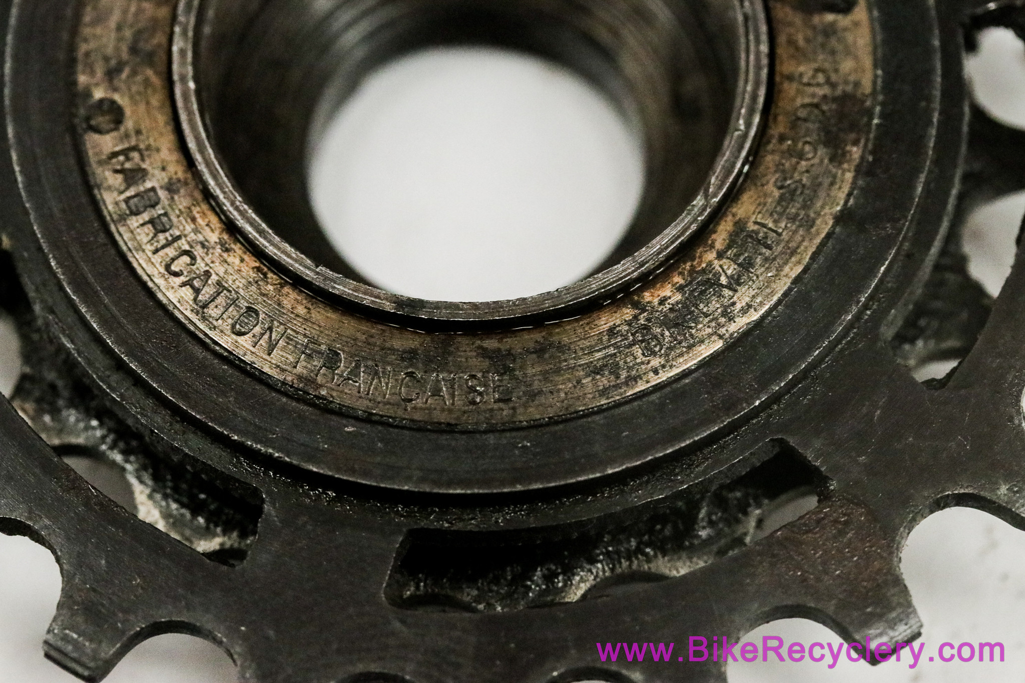 J. Moyne 3 Speed Freewheel: 14-22t - 1930's/1940's/1950's - French Threaded 34.7 mm x 1 mm