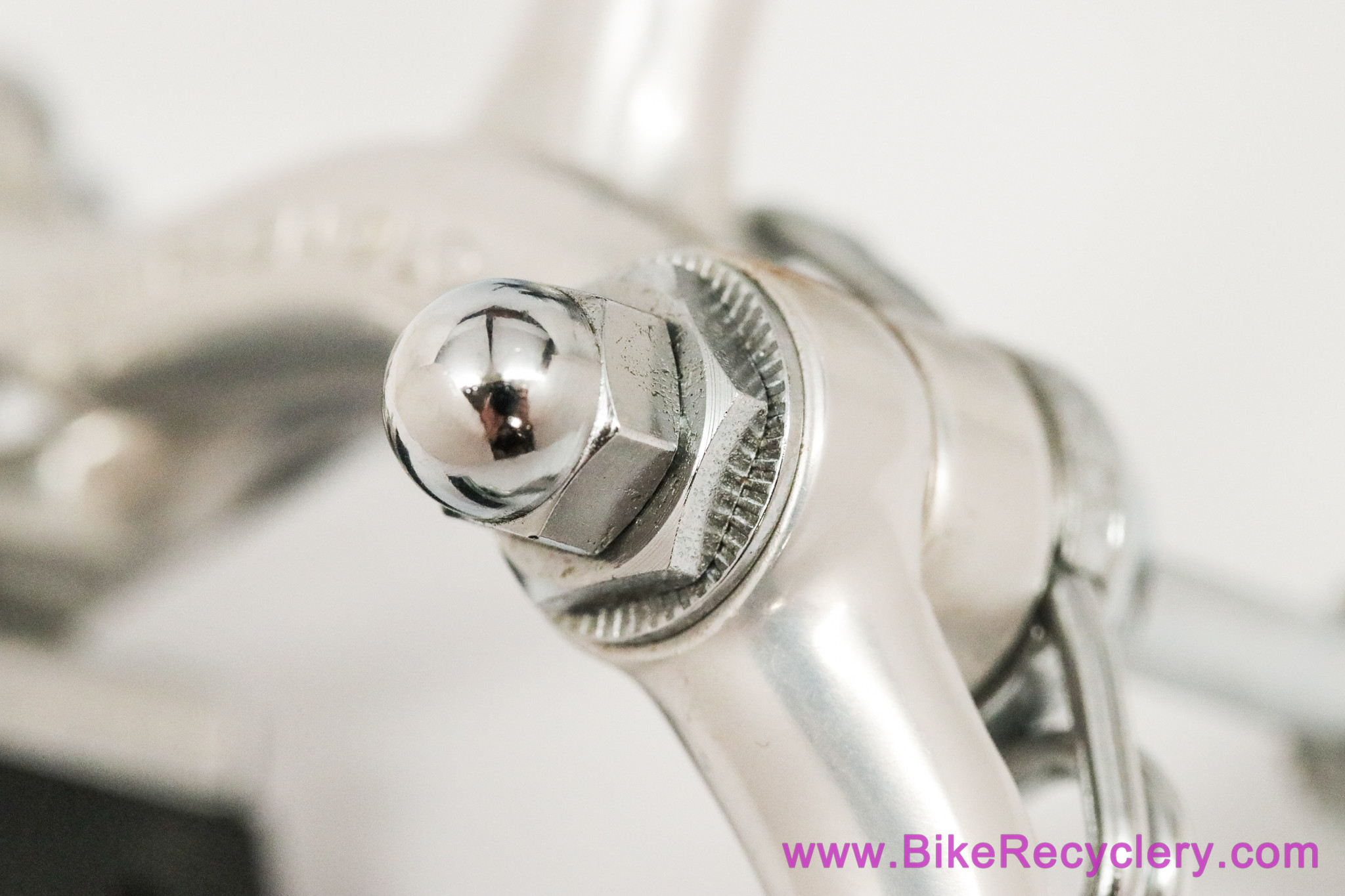 NIB/NOS Campagnolo Nuovo Record Brakeset + Levers: #2040/1 - Nutted - Standard Reach - Original Gum Hoods