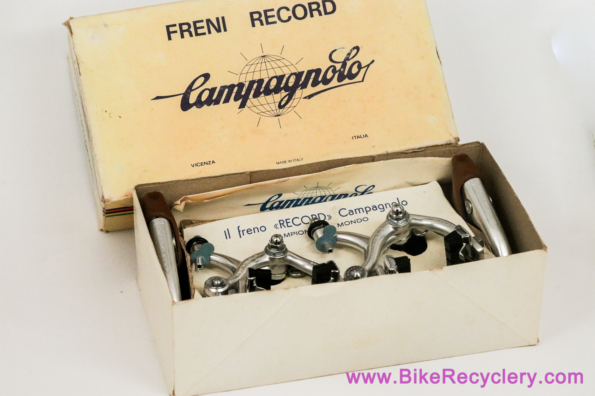 NIB/NOS Campagnolo Nuovo Record Brakeset + Levers: #2040/1 - Nutted - Standard Reach - Original Gum Hoods