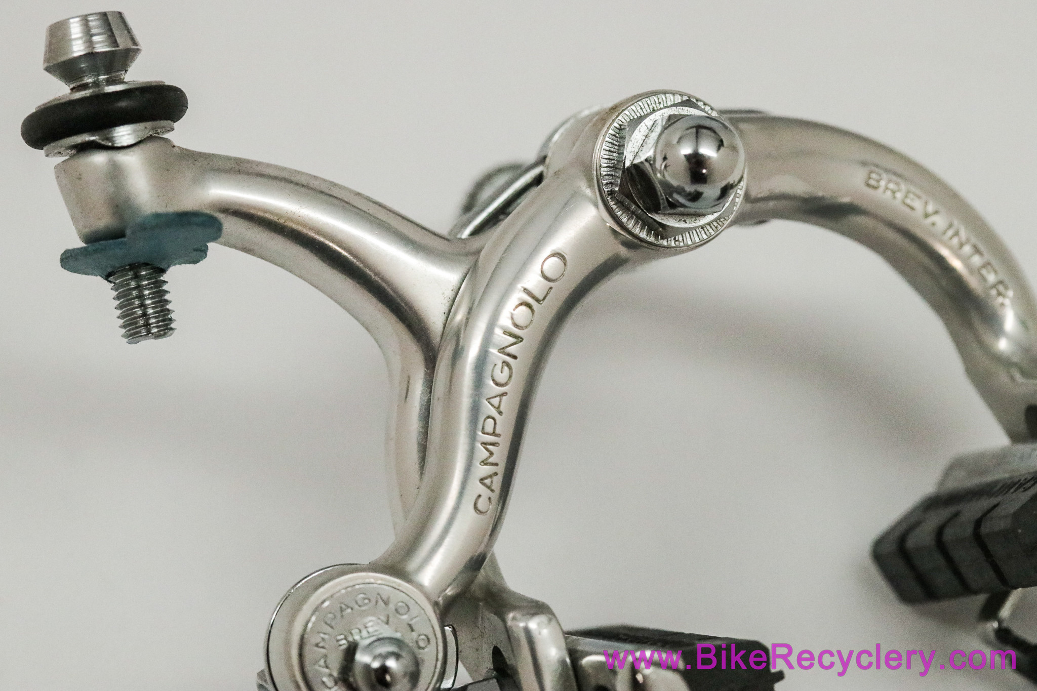 NIB/NOS Campagnolo Nuovo Record Brakeset + Levers: #2040/1 - Nutted - Standard Reach - Original Gum Hoods