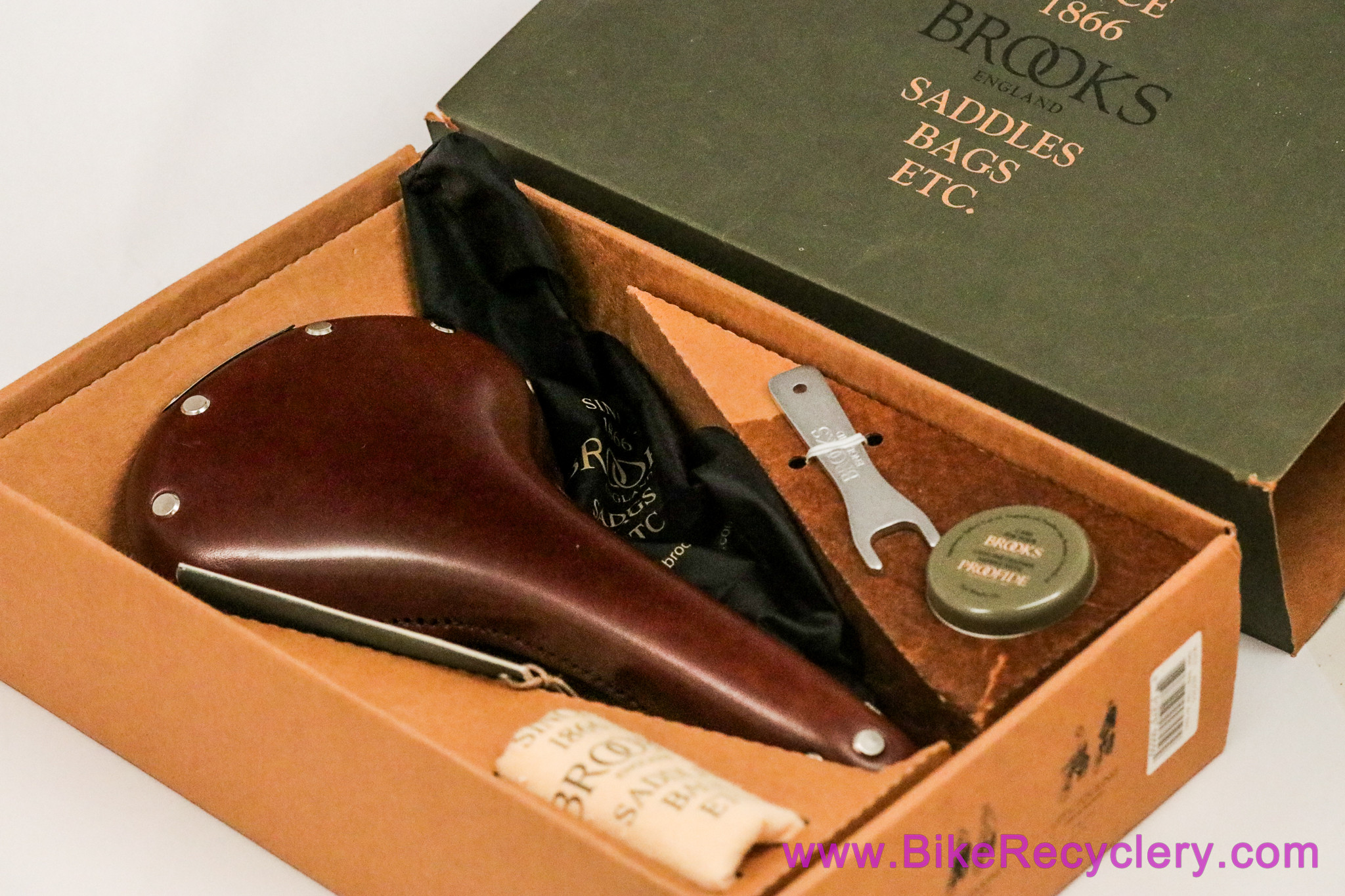 NIB/NOS Brooks Swallow Limited Edition Titanium Leather Saddle
