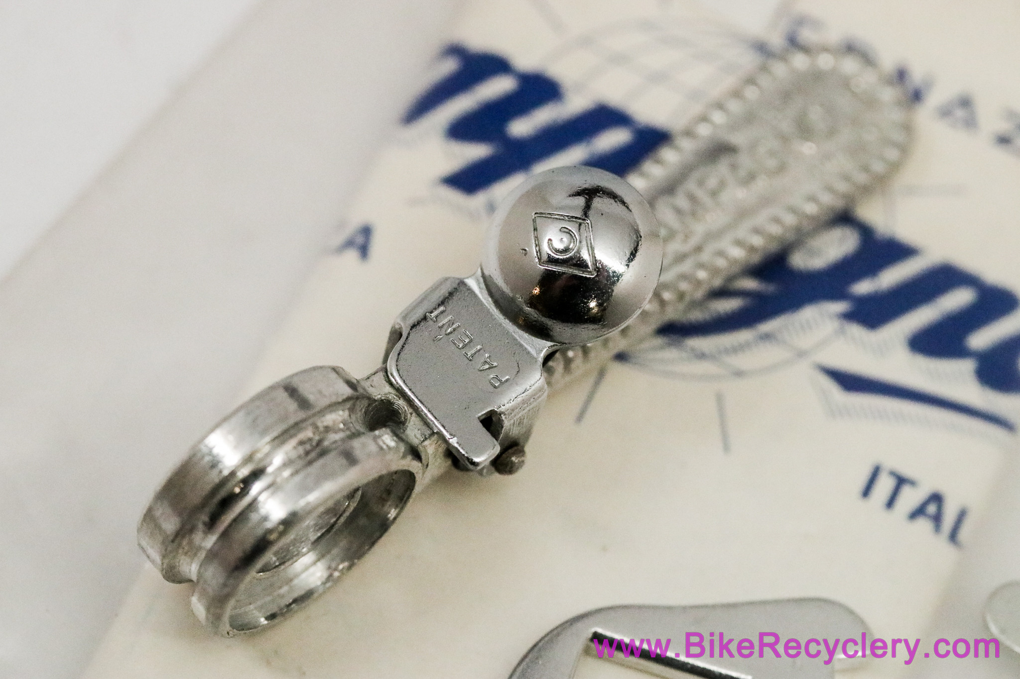 NIB/NOS Campagnolo Nuovo/Super Record Porta-Catena Shifter & Chain Holder Set: #1013/6 - Two Hole