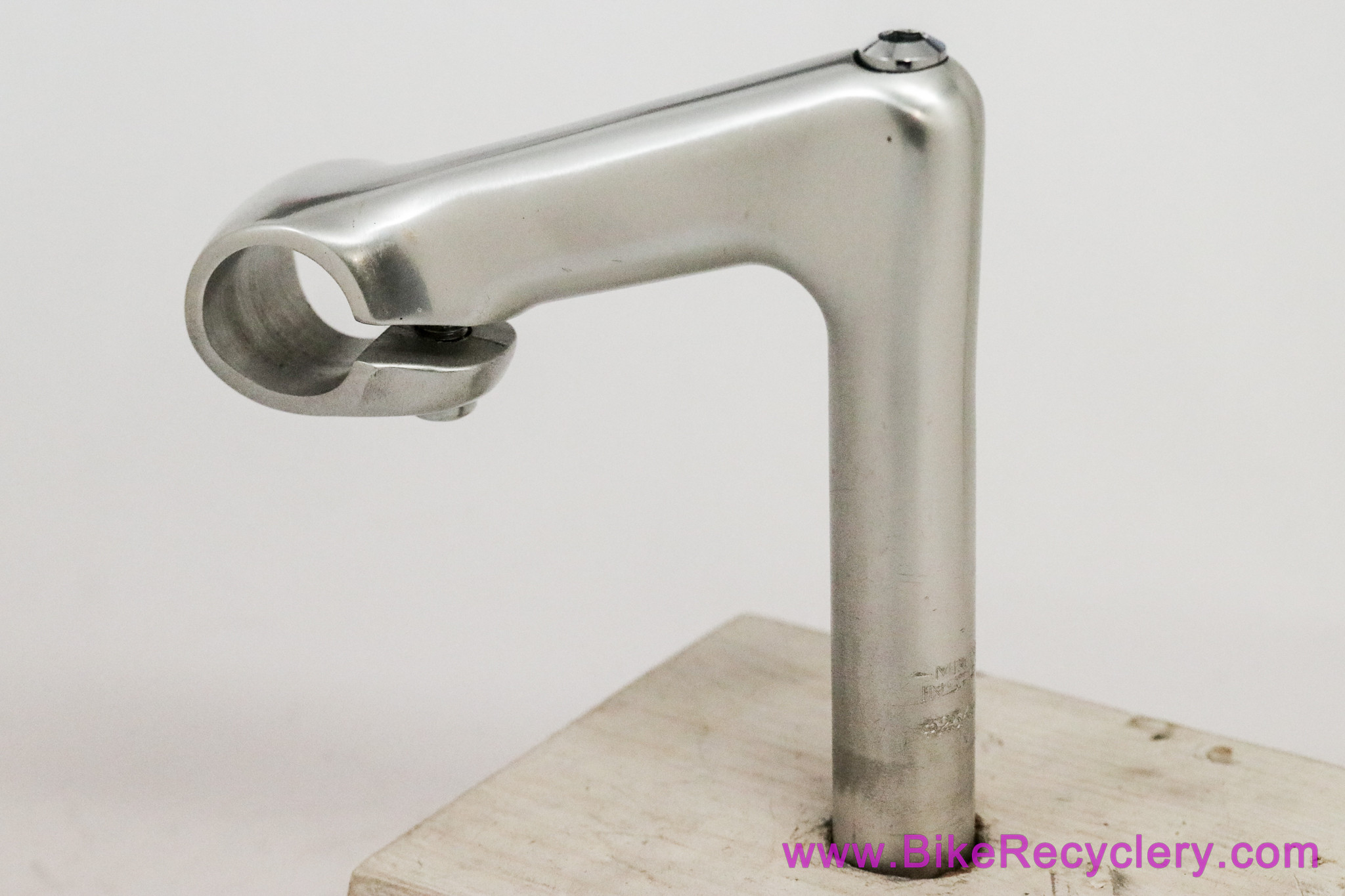 Specialized S2 Quill Stem: 100mm x 25.4mm - Made by Nitto - Silver (Near Mint)