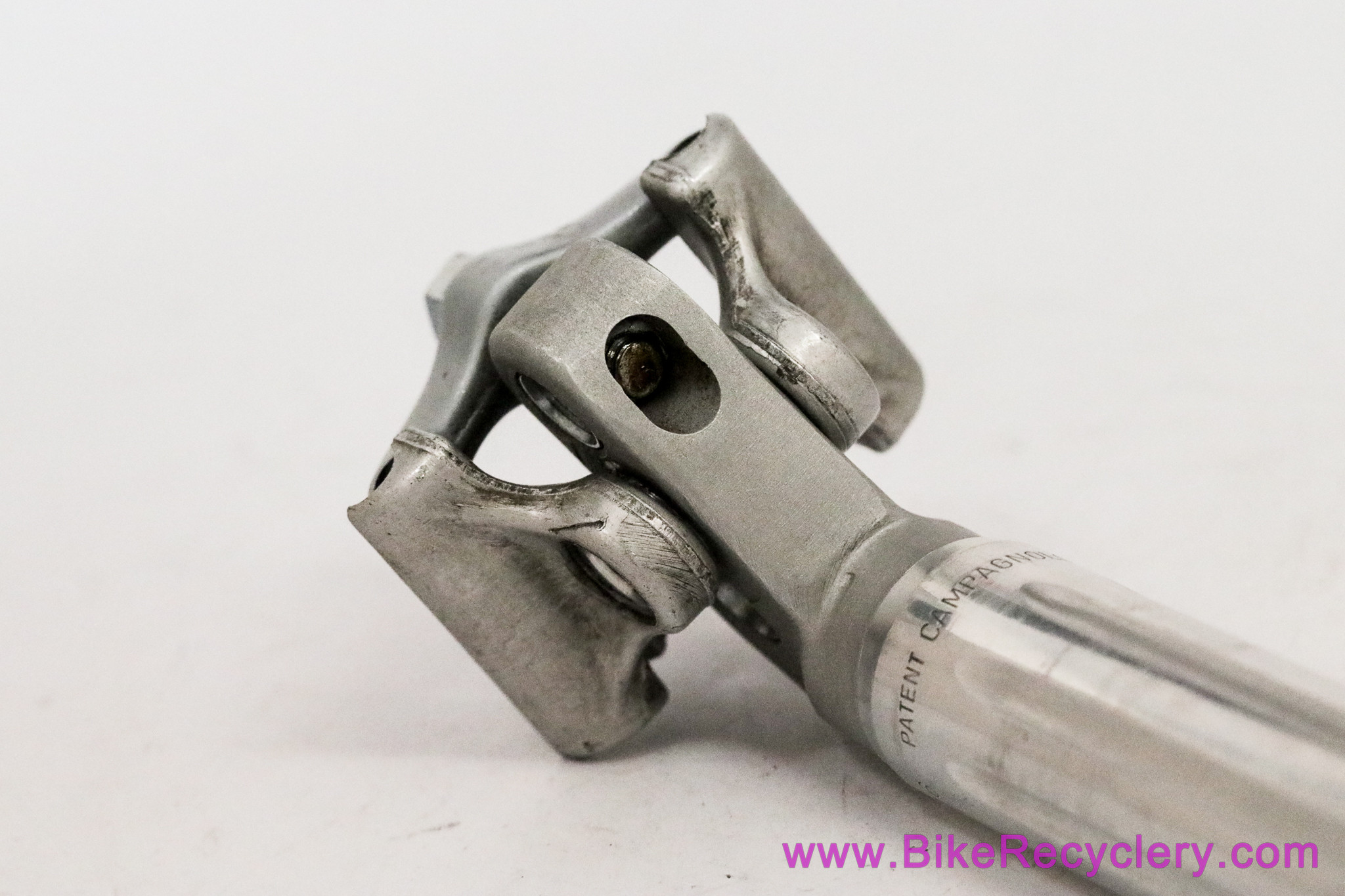 Campagnolo Super Record 2-Bolt Fluted Seatpost: 1st Gen 1970's! - 26.0mm - Alloy Ears (Near Mint+ Low Miles)