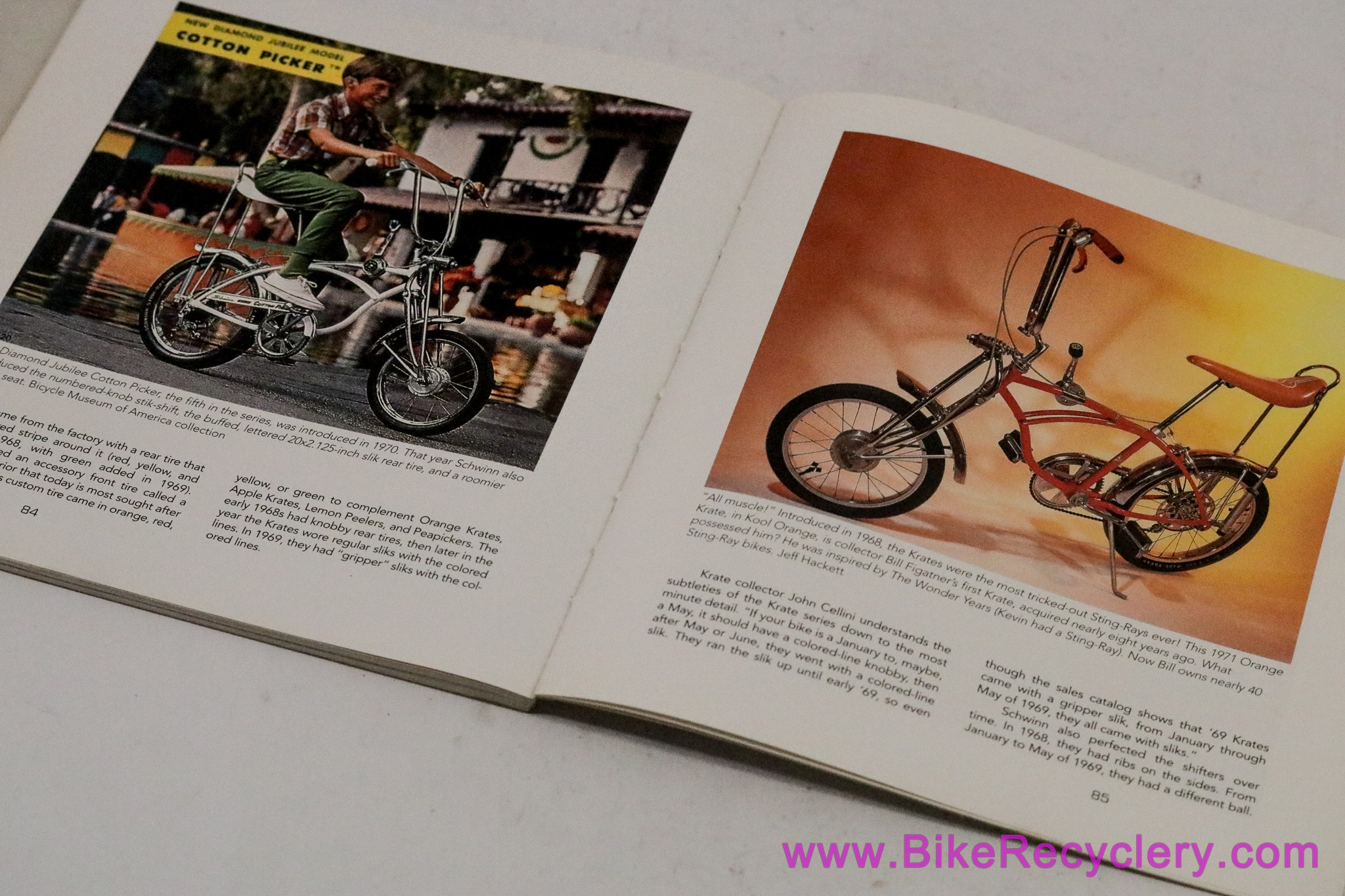 Schwinn Sting-Ray Book by Liz Fried: First Edition 1997 (Near Mint+)