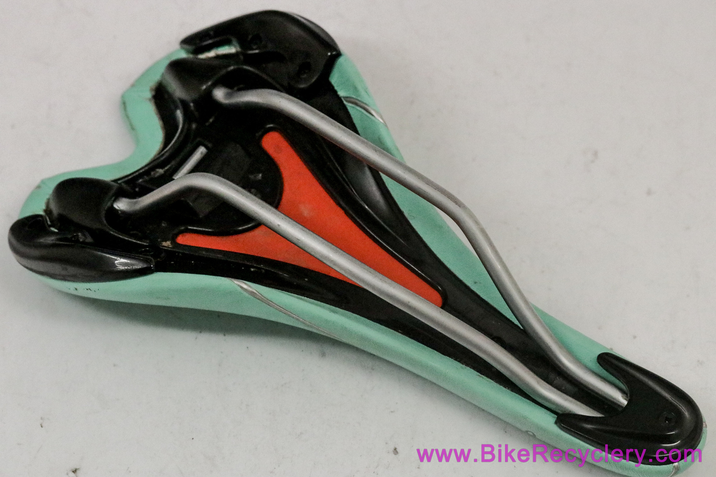 Fizik Aliante S Celeste Saddle: Bianchi - Magnesium (EXC)