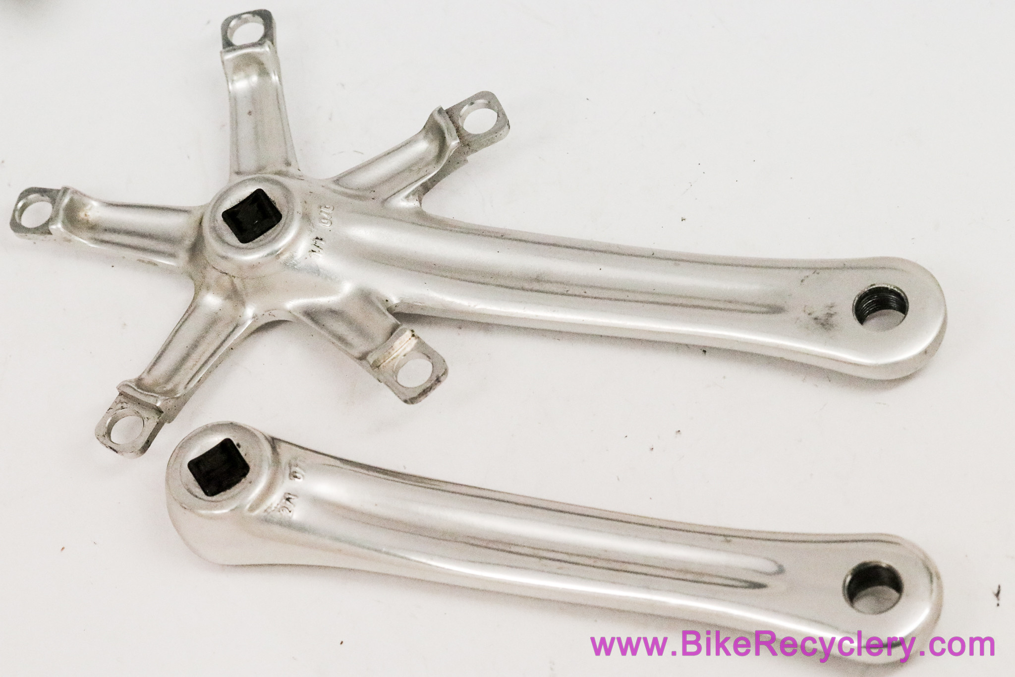 Campagnolo Chorus 10 Speed Crank Arms: Square Taper - 170mm - Silver/Alloy (Near Mint+)