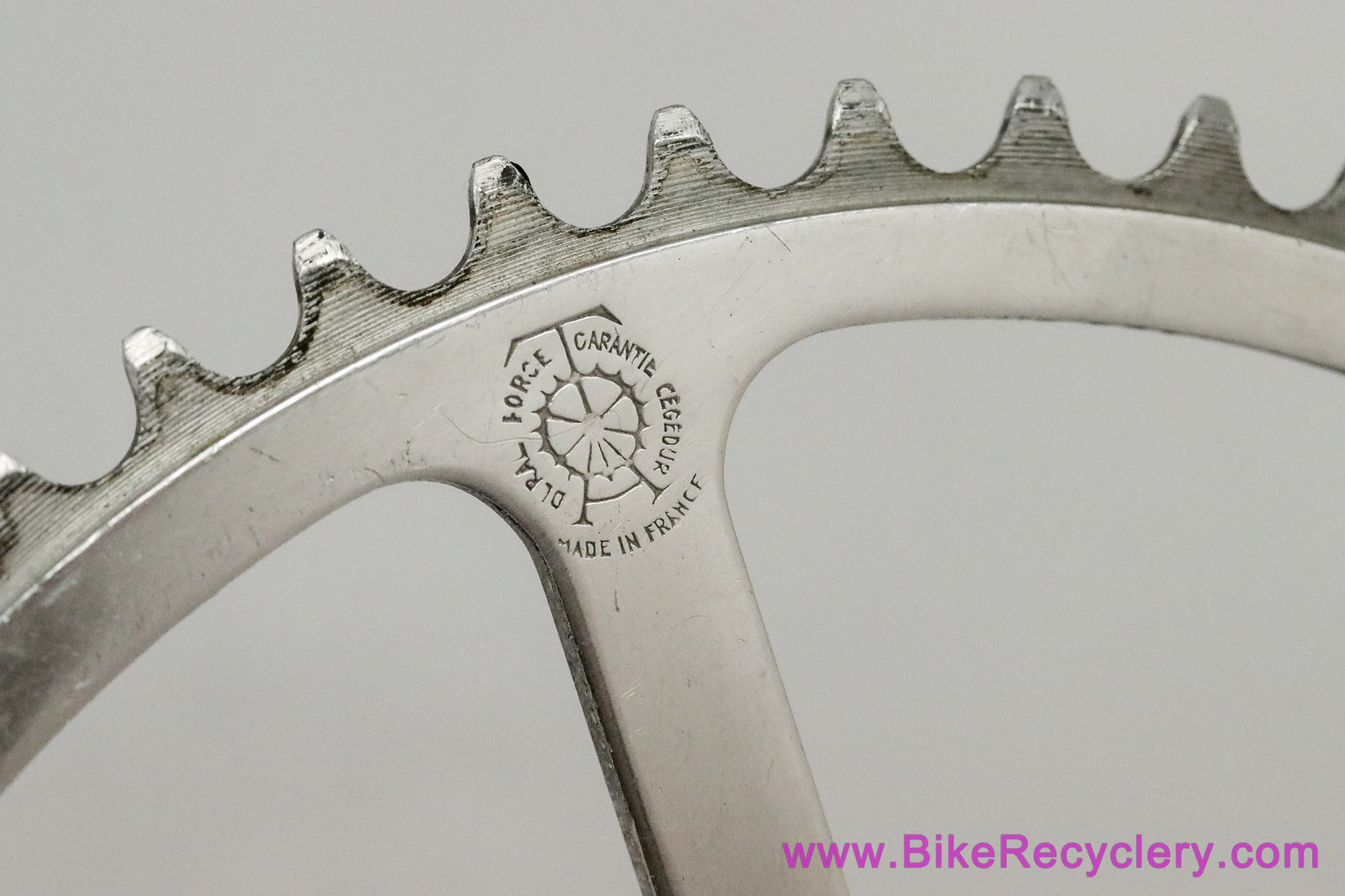 TA Cyclotouriste Pro 5 Vis Outer Chainring: 52t x 50.4mm - REF cy205 (EXC)