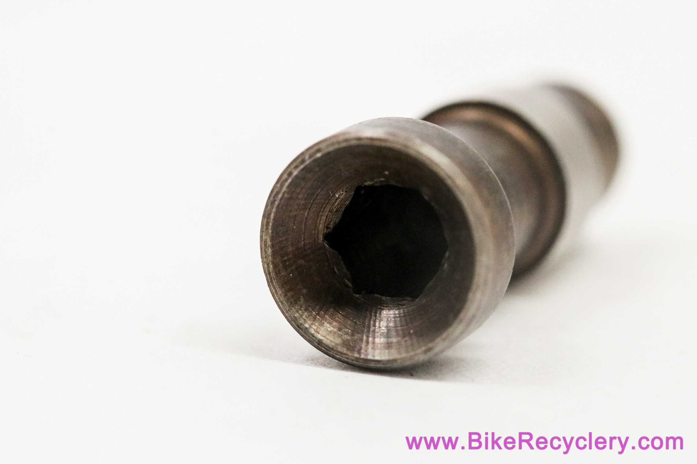 NOS Zeus 2000 & Criterium Rear Derailleur Lower Pivot Bolt: Ref. 52106.00