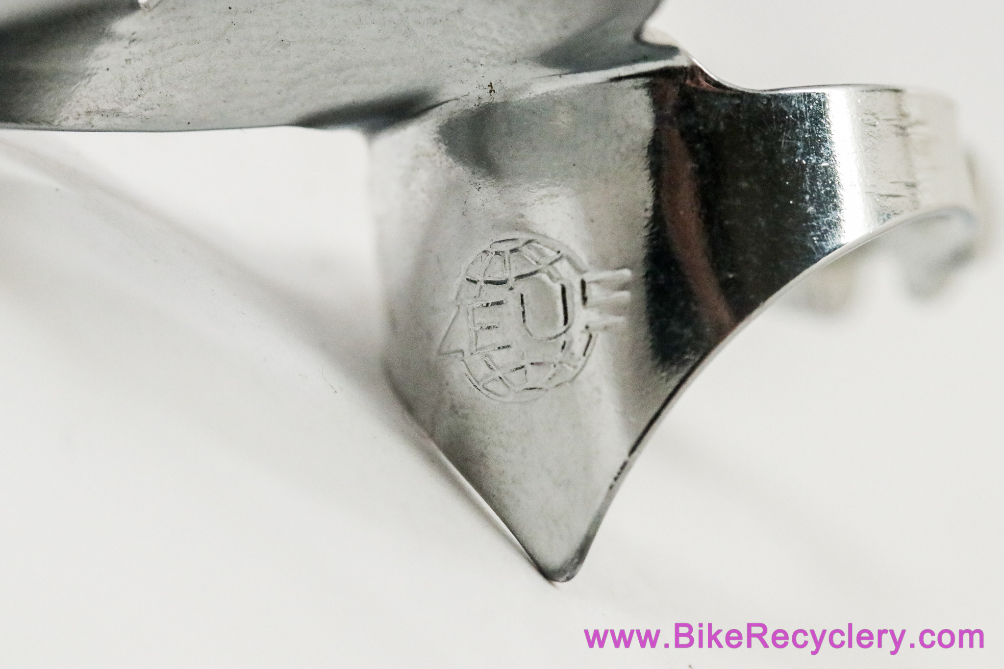 NOS Zeus Pump Umbrella Clip: Ref. 15 - Chrome