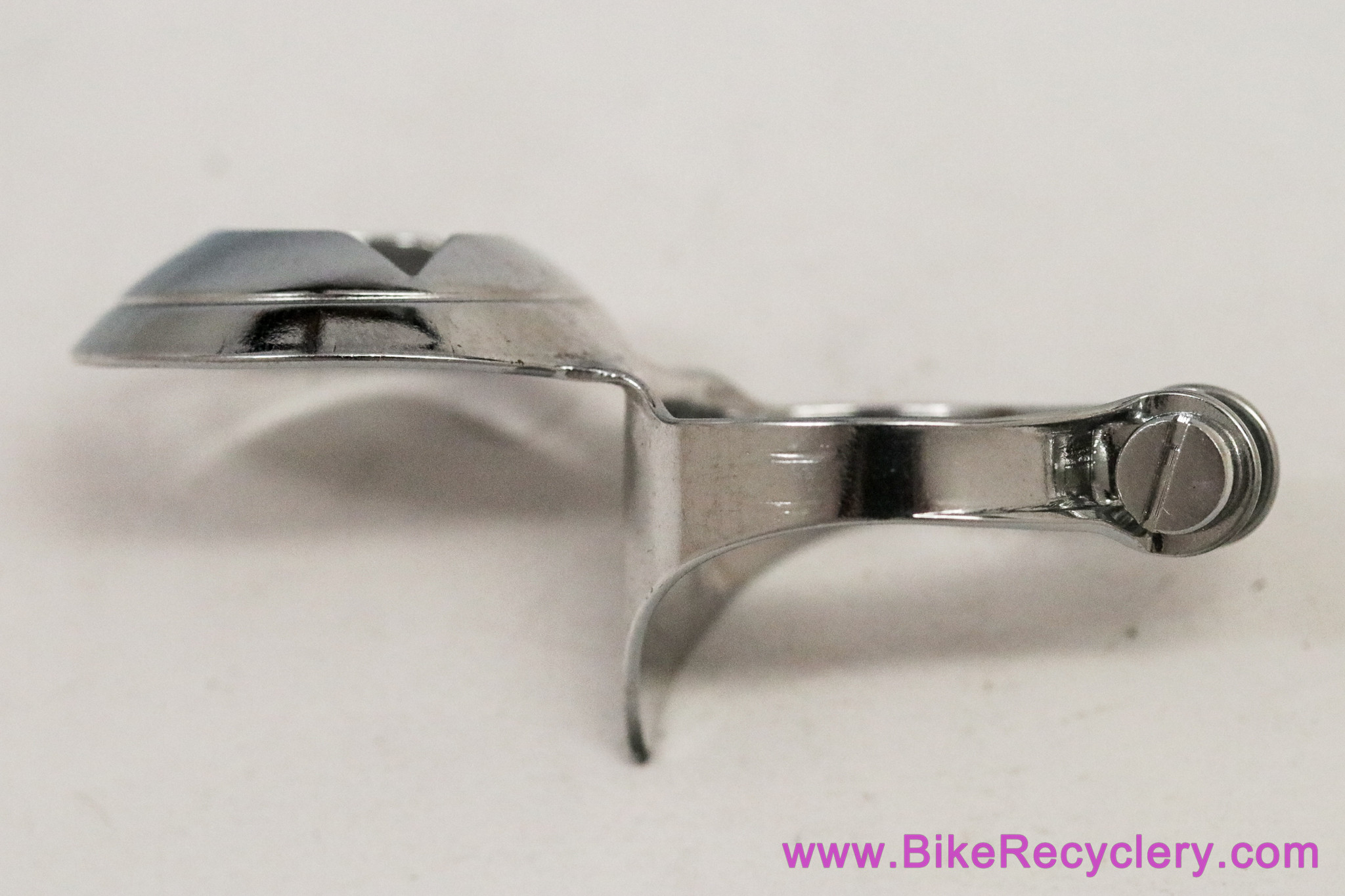 NOS Zeus Pump Umbrella Clip: Ref. 15 - Chrome