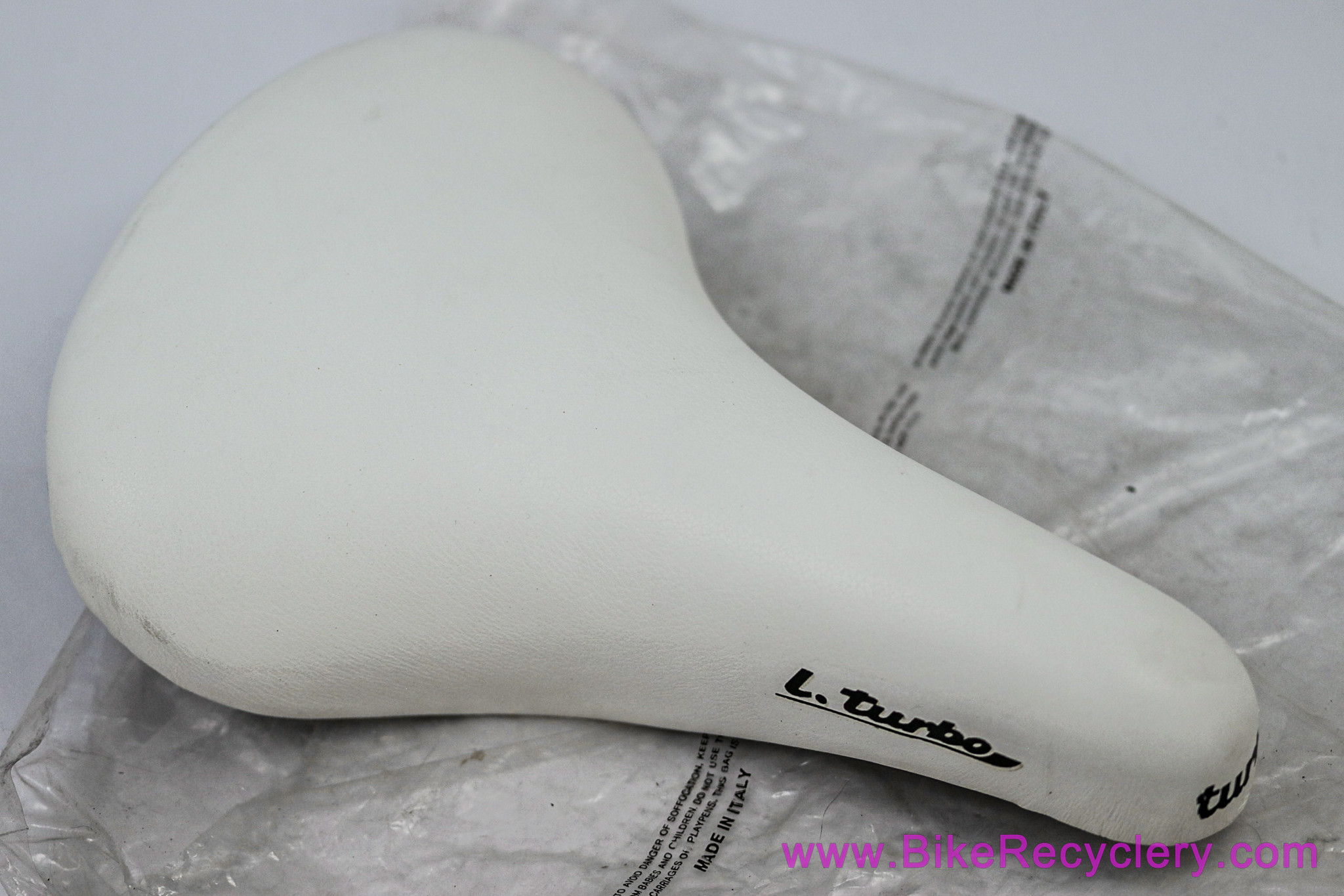 Selle Italia L. Turbo Saddle: Smooth White Leather - Shorter/Wider Version