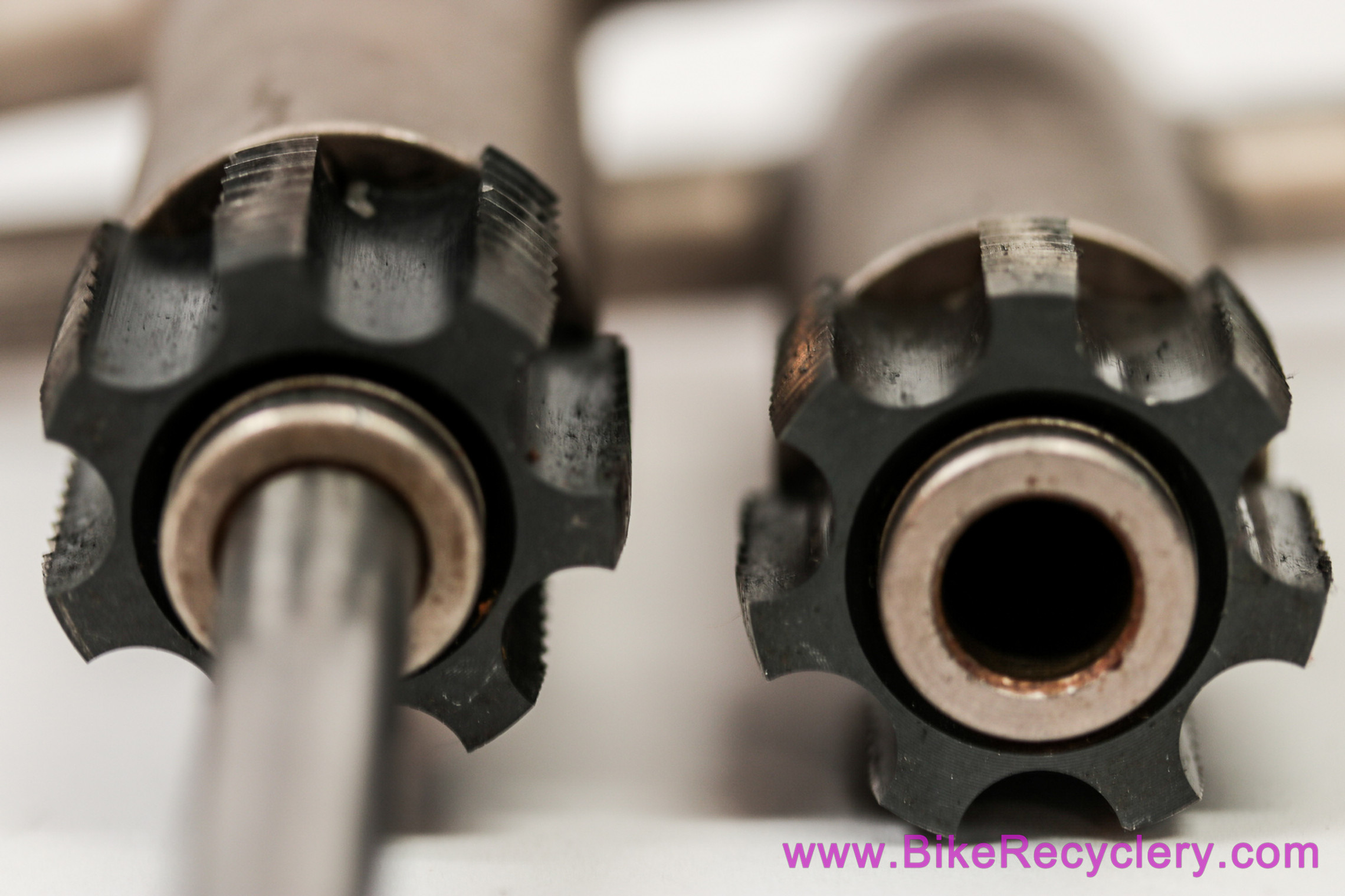 Park Tool BTS-1 Bottom Bracket Tap & Handle Set: English #691/692 (Near Mint)