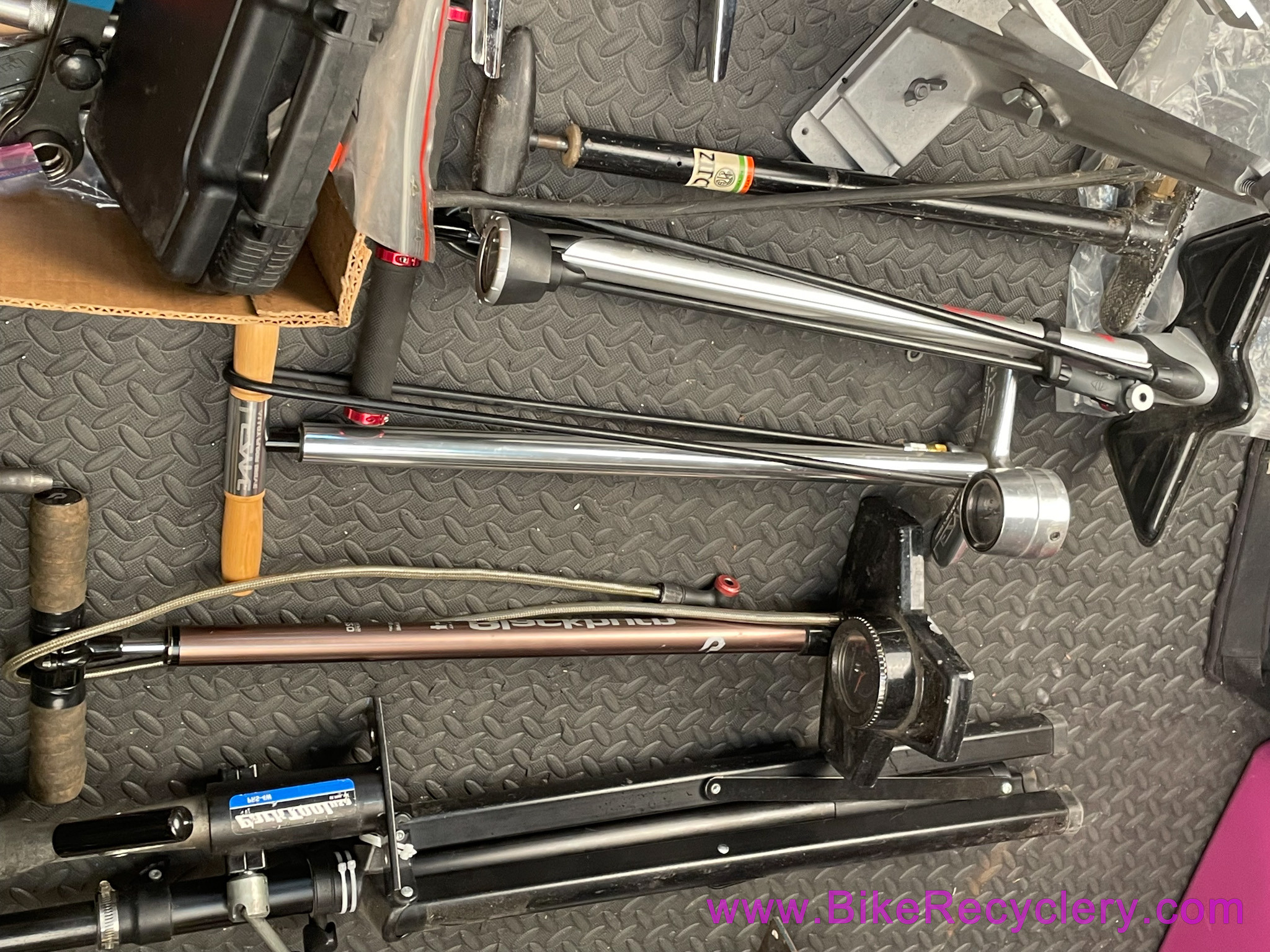 PDX Bike Yard Sale 6/22! TOOLS - Repair/Truing Stands - Manuals - Kit - Disc Brakes - Campy - Racks - Vintage Shoes...
