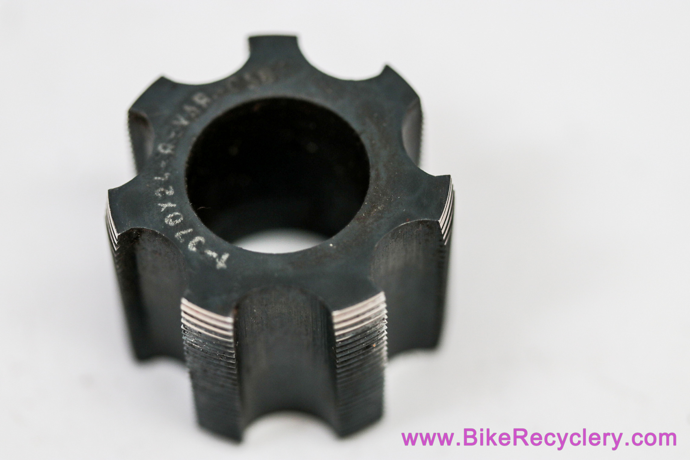 VAR Bottom Bracket Tap: English/BSA 1.370" x 24TPI RIGHT SIDE / Left Thread (Mint)