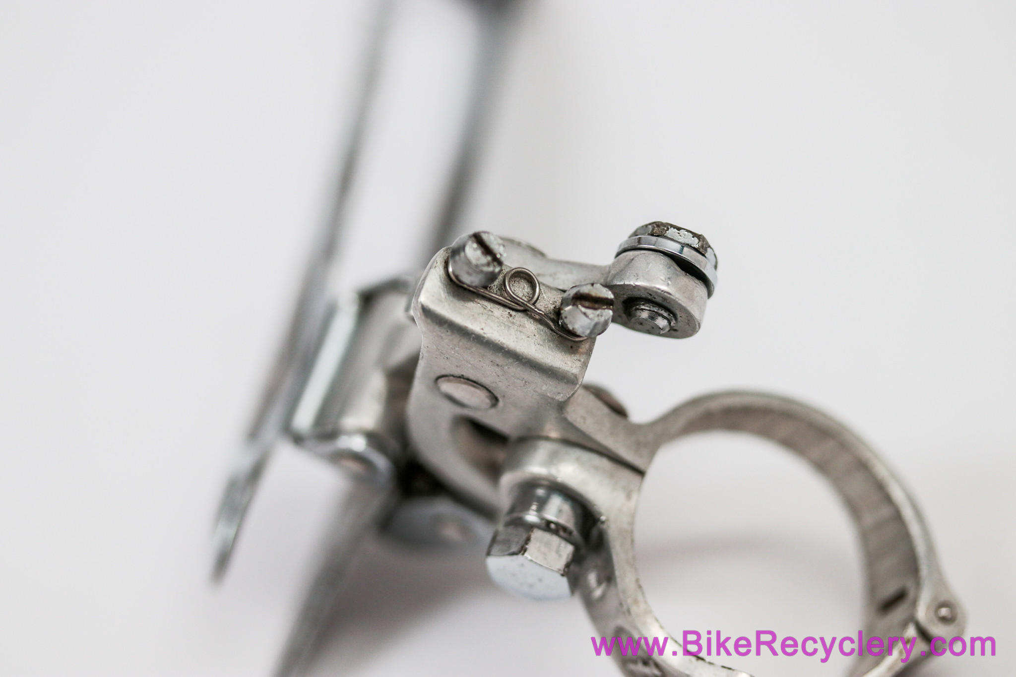 Huret Jubilee Front Derailleur: 5-Hole - 28.6mm Clamp (EXC) - Bike