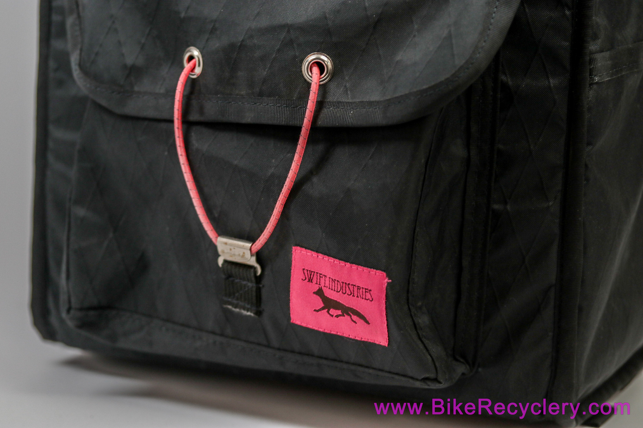 Swift Industries Merlin Randonneur Handlebar Bag: 15L - Black X-Pac (Mint Barely Used)