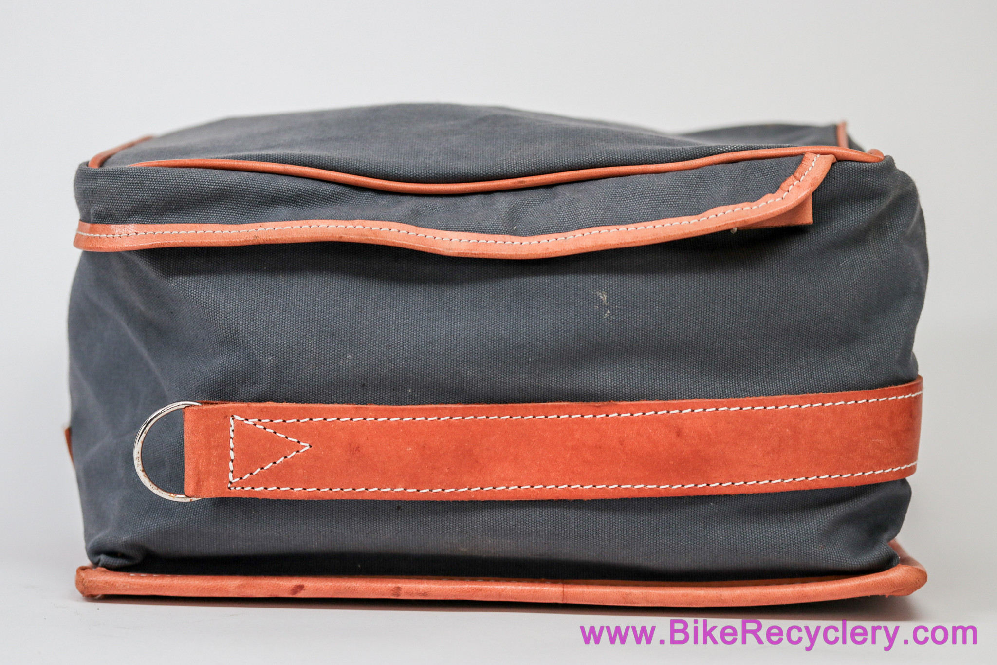 Gilles Berthoud GB-587 Rear Rack Top Bag: Large 9L - Grey Canvas & Leather (Near Mint+ Barely Used)