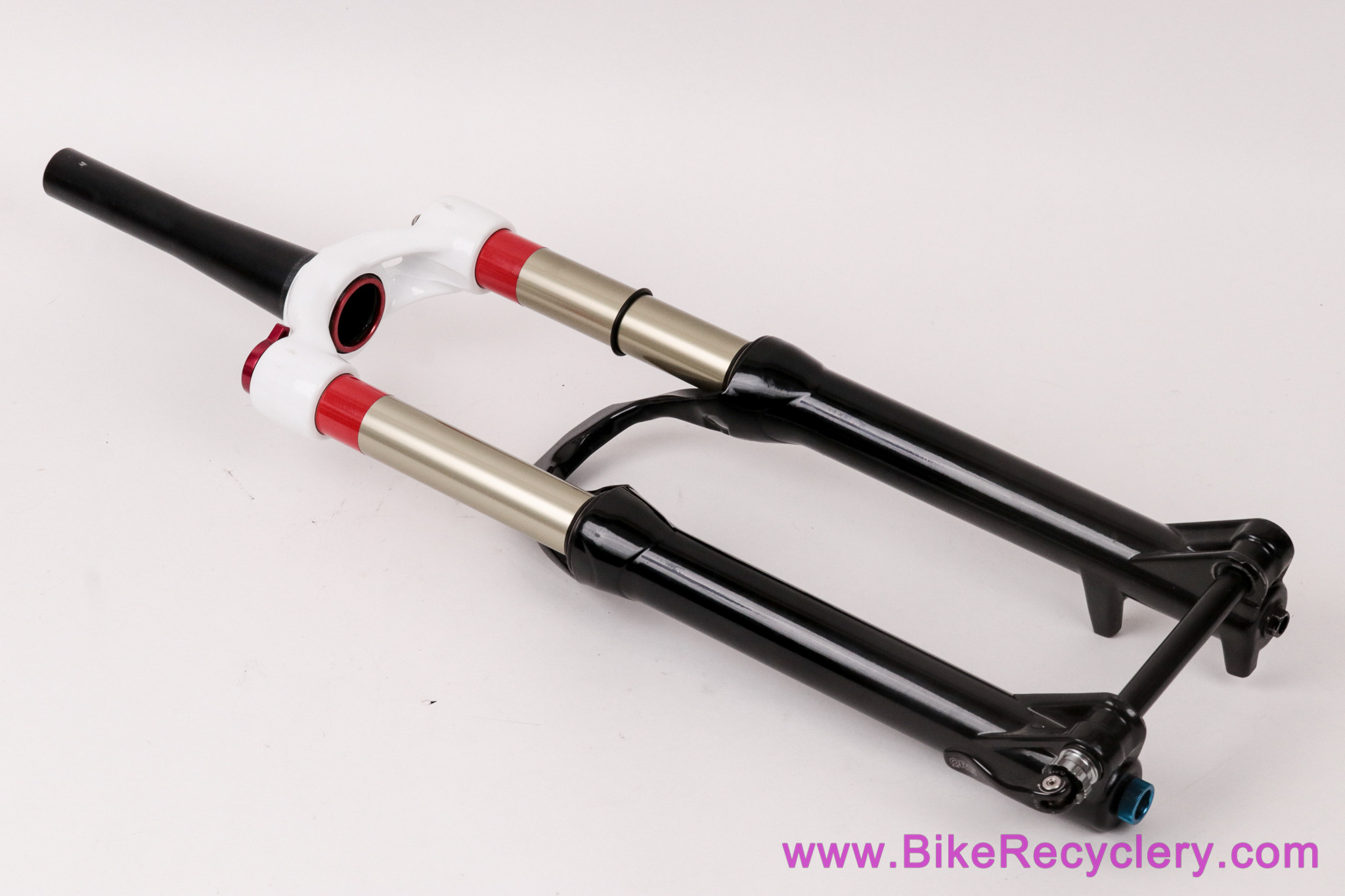 Manitou Minute 32 Elite Super Absolute Fork: 26