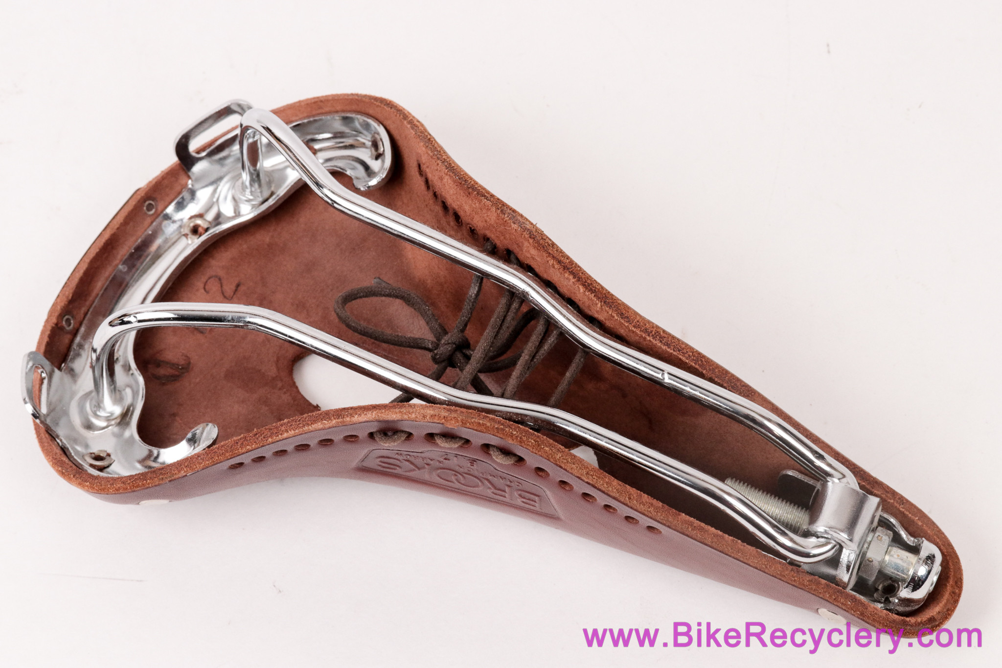 Brooks B17 Narrow Carved / Imperial Leather Saddle: Laced - Brown