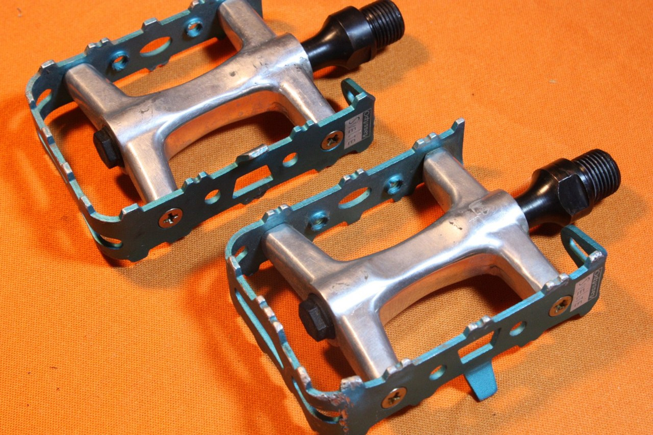 Odyssey Svelte Platform Pedals: RARE 1990's Blue Anodized - Bike Recyclery