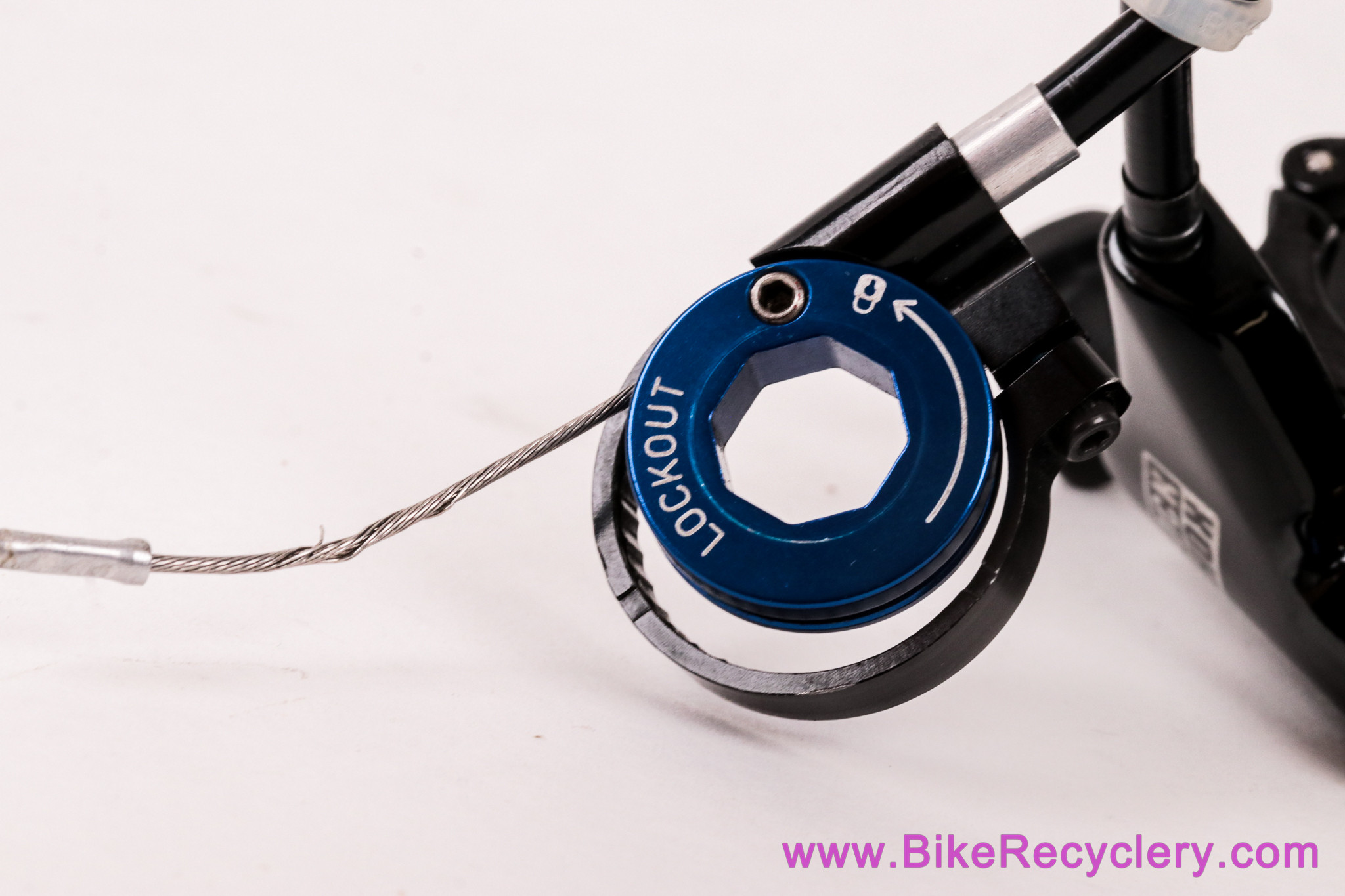 rockshox lockout cap