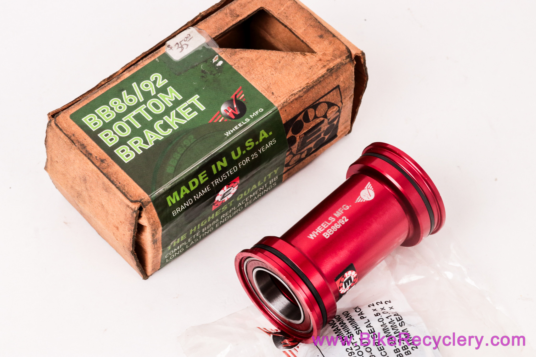 Wheels Manufacturing BB86/92-AC Angular Contact BB for 24mm - Red