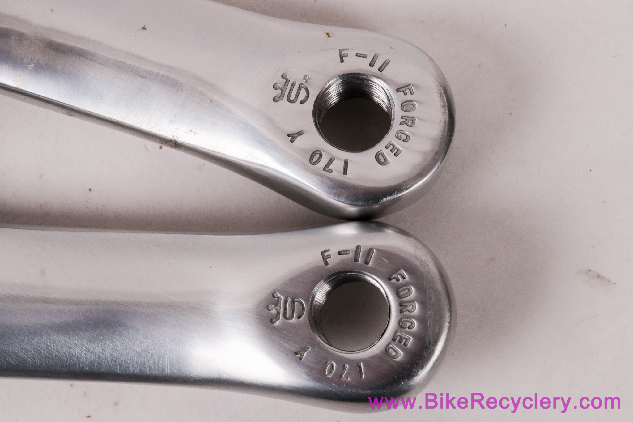 Sugino XD2 / XD300 Triple Crankset: 170mm x 46/36/26t - JIS Square
