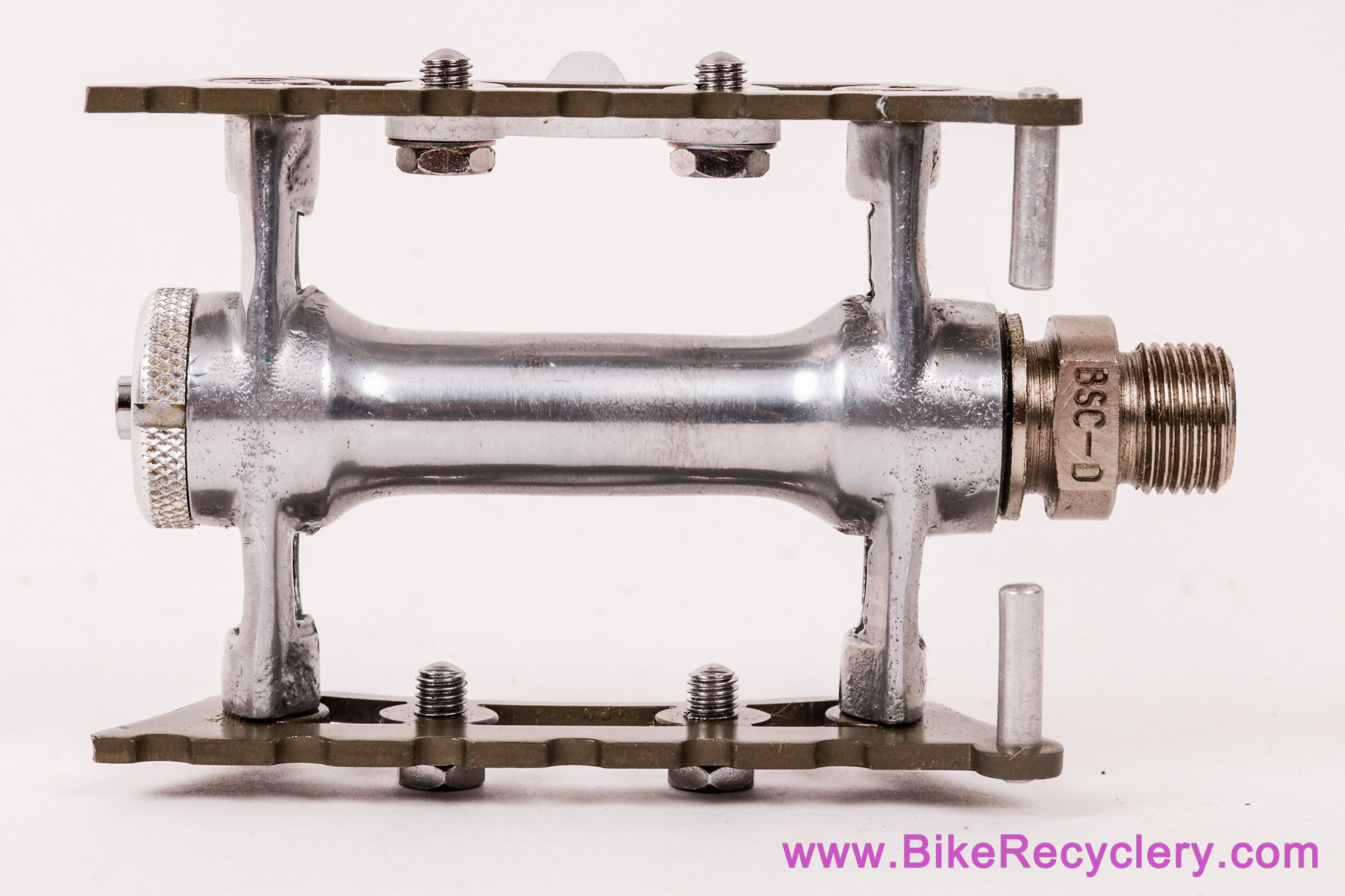 NIB/NOS Specialties T.A. P4690 Pista Pedals: 9/16" BSA - Modern - Hard Anodized