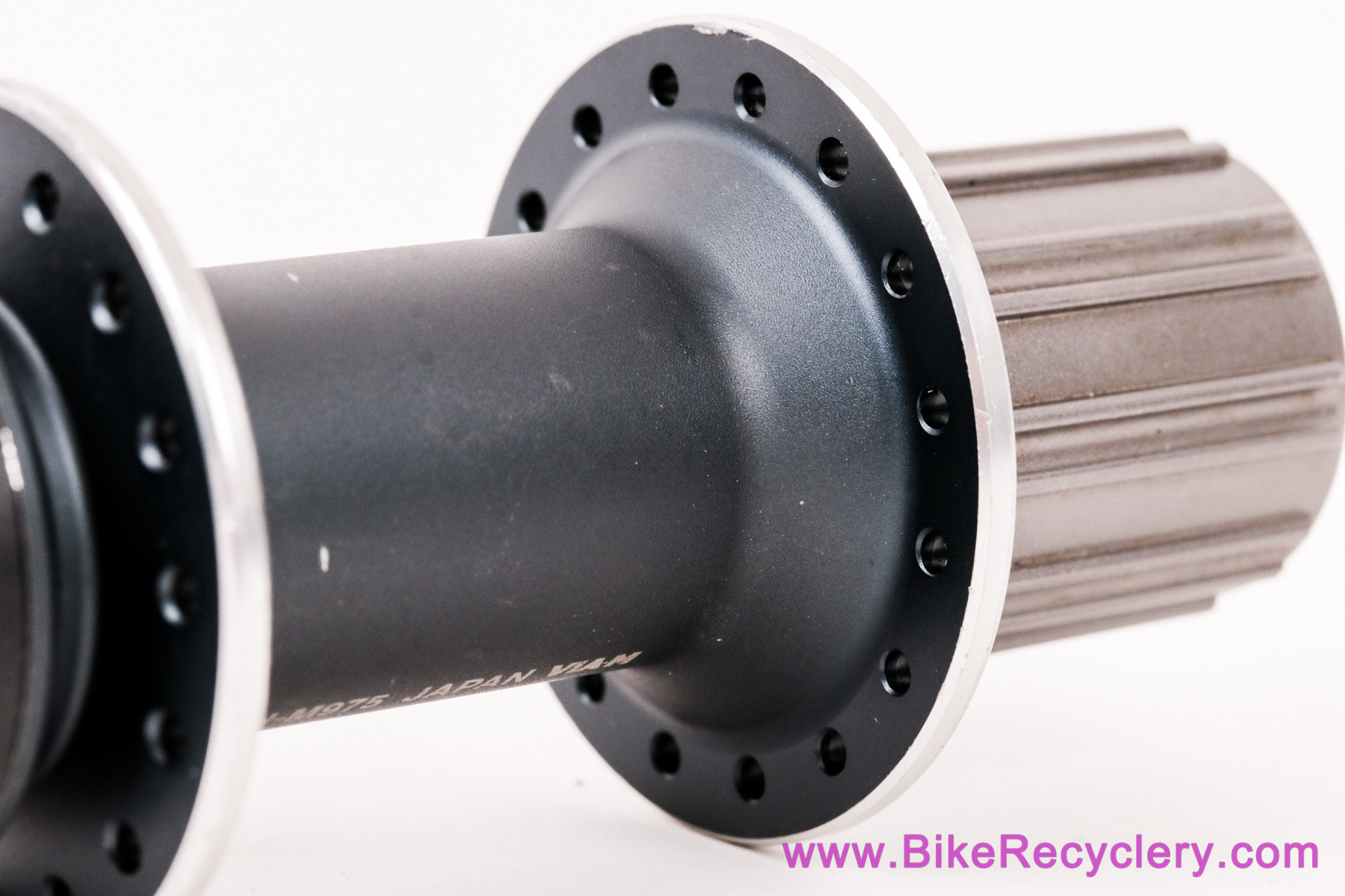 NOS Shimano XTR FH-M975 Rear Hub: 32H - Titanium Freehub