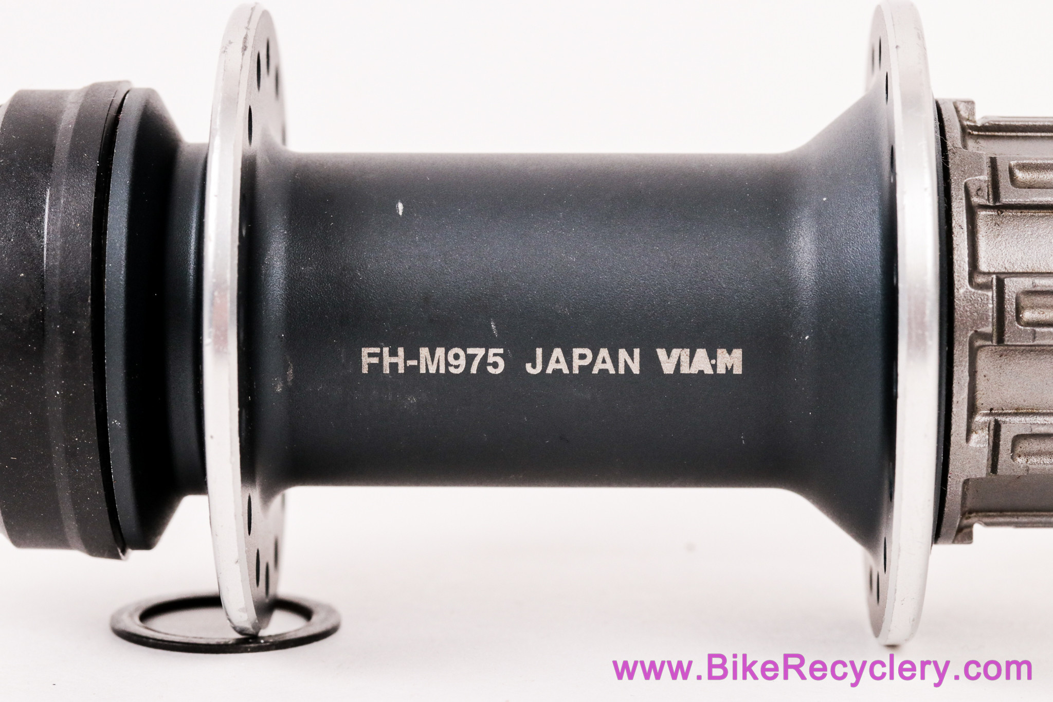 NOS Shimano XTR FH-M975 Rear Hub: 32H - Titanium Freehub - Centerlock Disc (Take-Off)