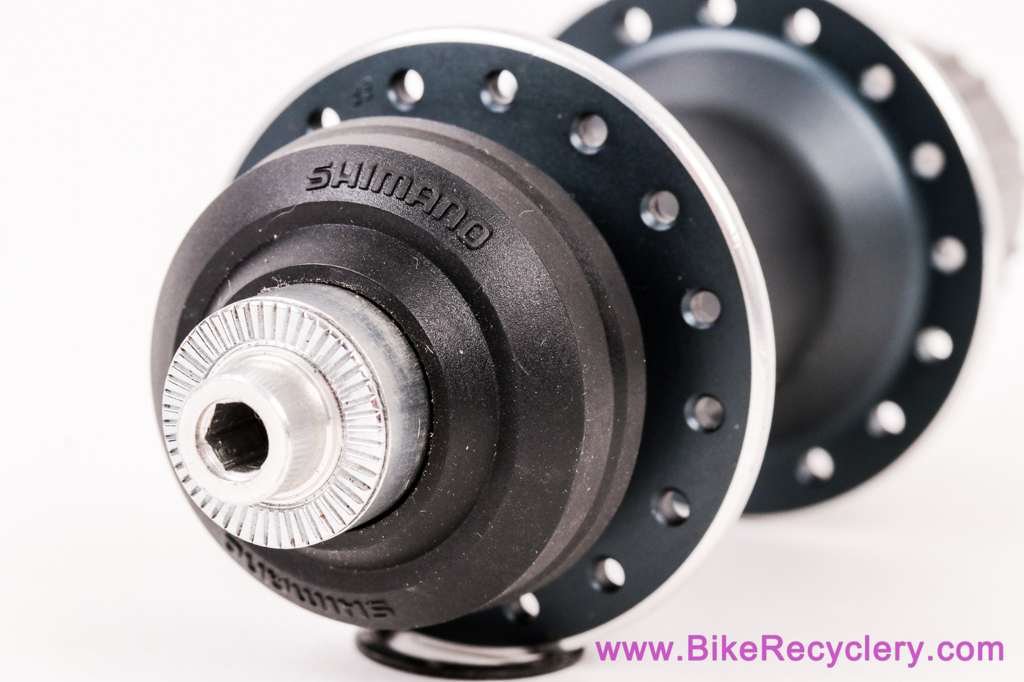 NOS Shimano XTR FH-M975 Rear Hub: 32H - Titanium Freehub - Centerlock Disc (Take-Off)