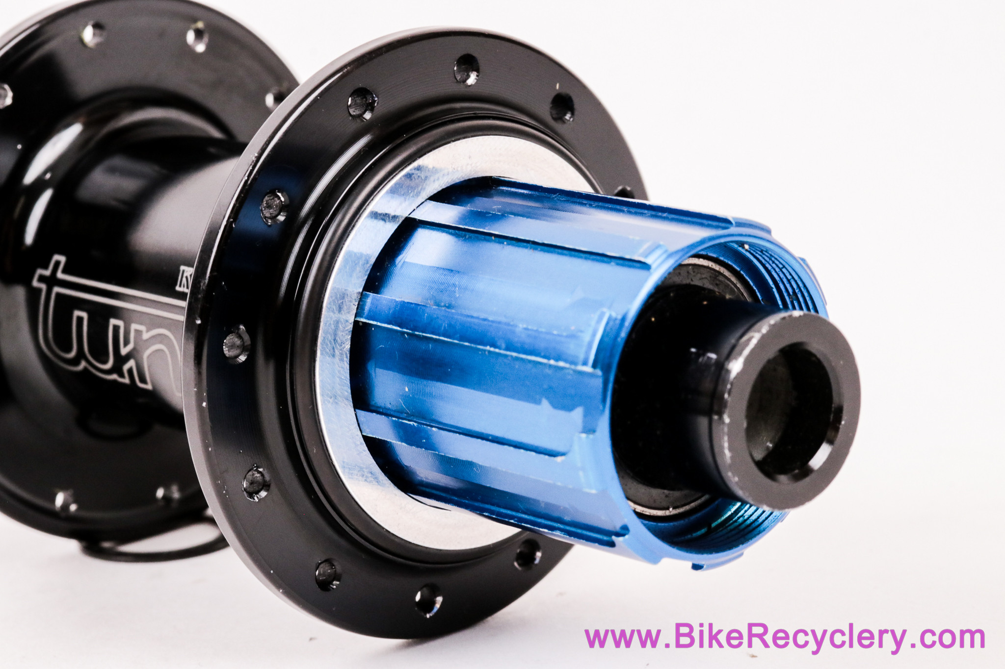 Tune King Kong Hubset: 24H - 100x15mm / 142x12mm - 11s Shimano HG - Black (Near Mint+ Low Miles)