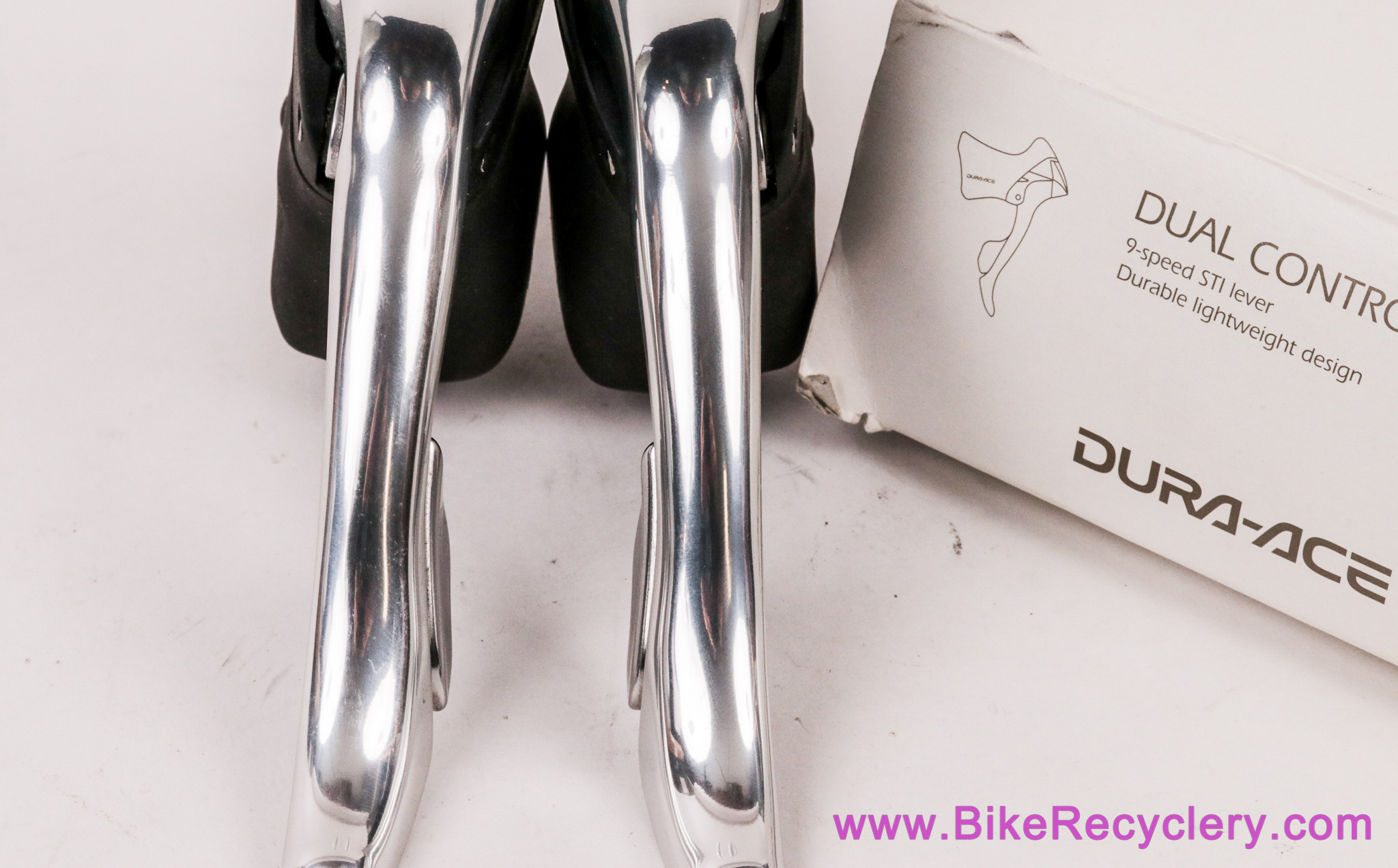 NIB/NOS Shimano Dura Ace ST-7700 STI Shifters: 9 Speed Double