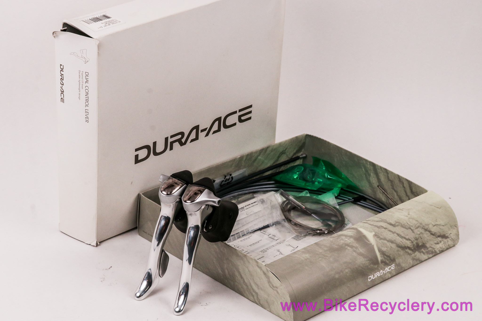 NIB/NOS Shimano Dura Ace ST-7700 STI Shifters: 9 Speed Double