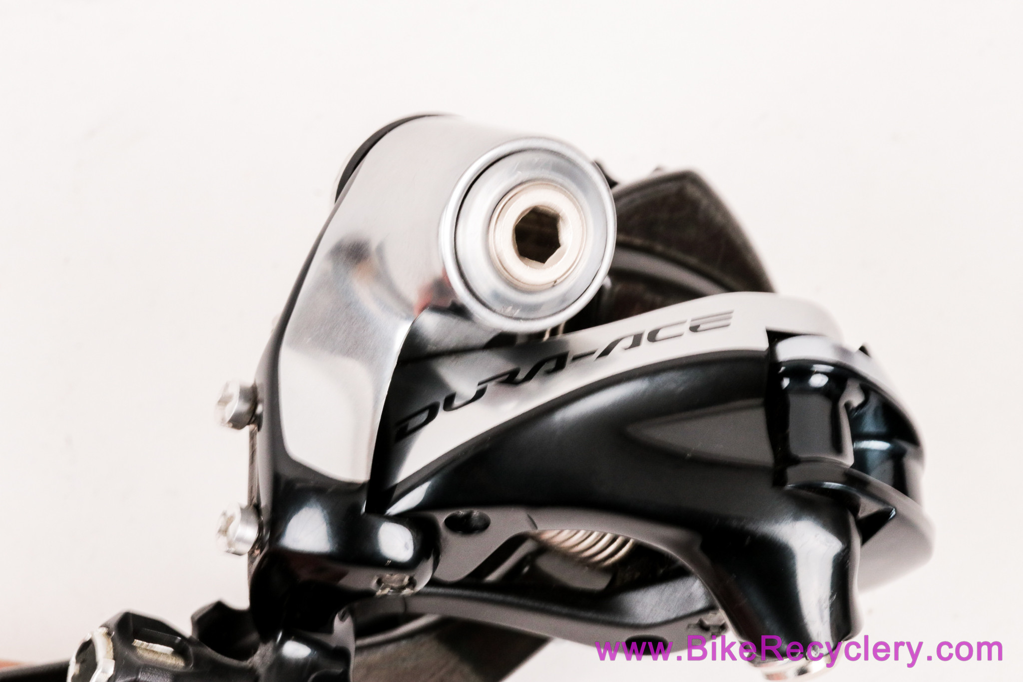 Shimano Dura Ace RD-9000 Rear Derailleur: 11s (LOW MILES Near Mint