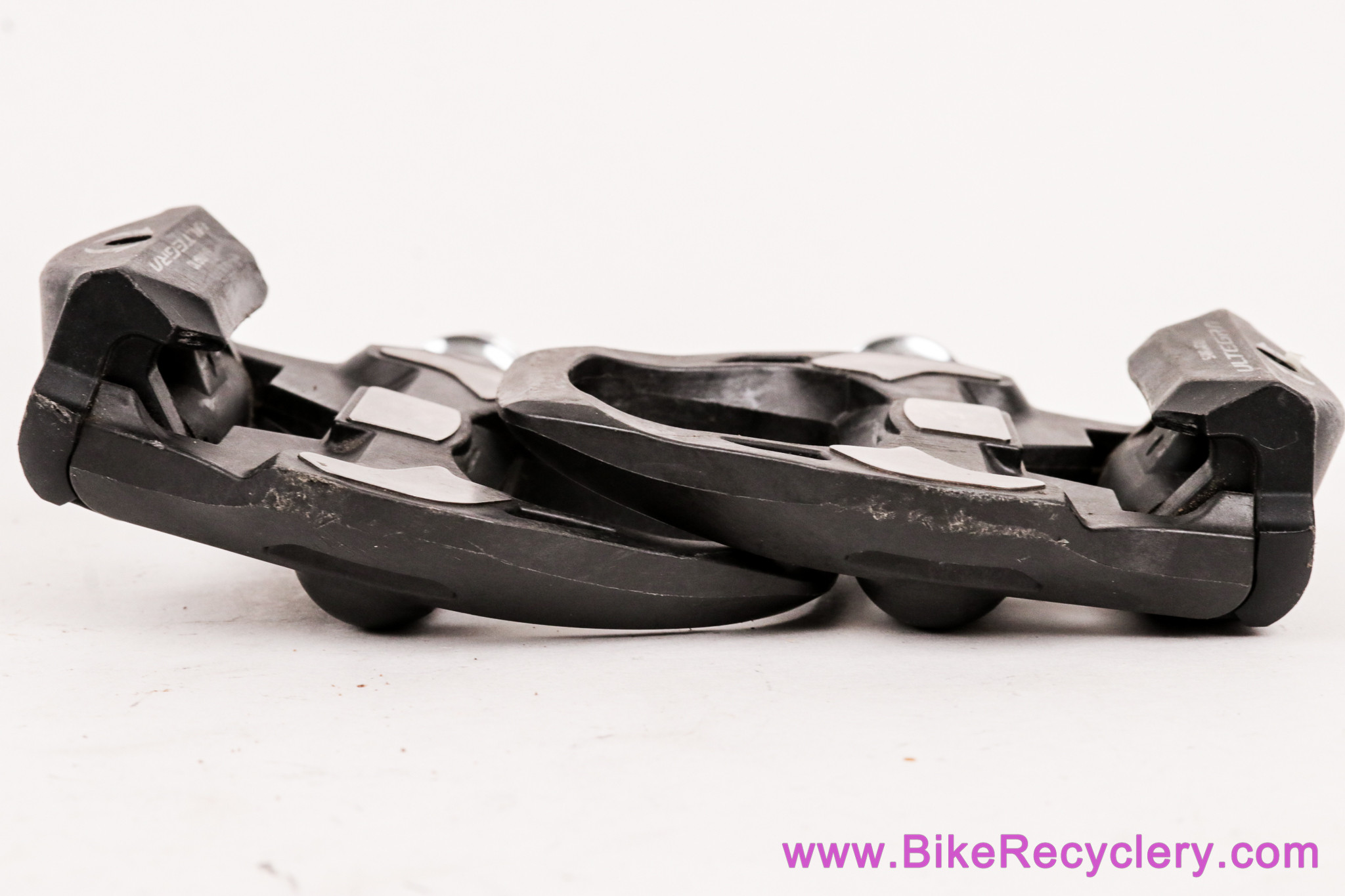 Shimano Ultegra PD-R8000 SPD-SL Pedals: Black (Low Miles Near MINT