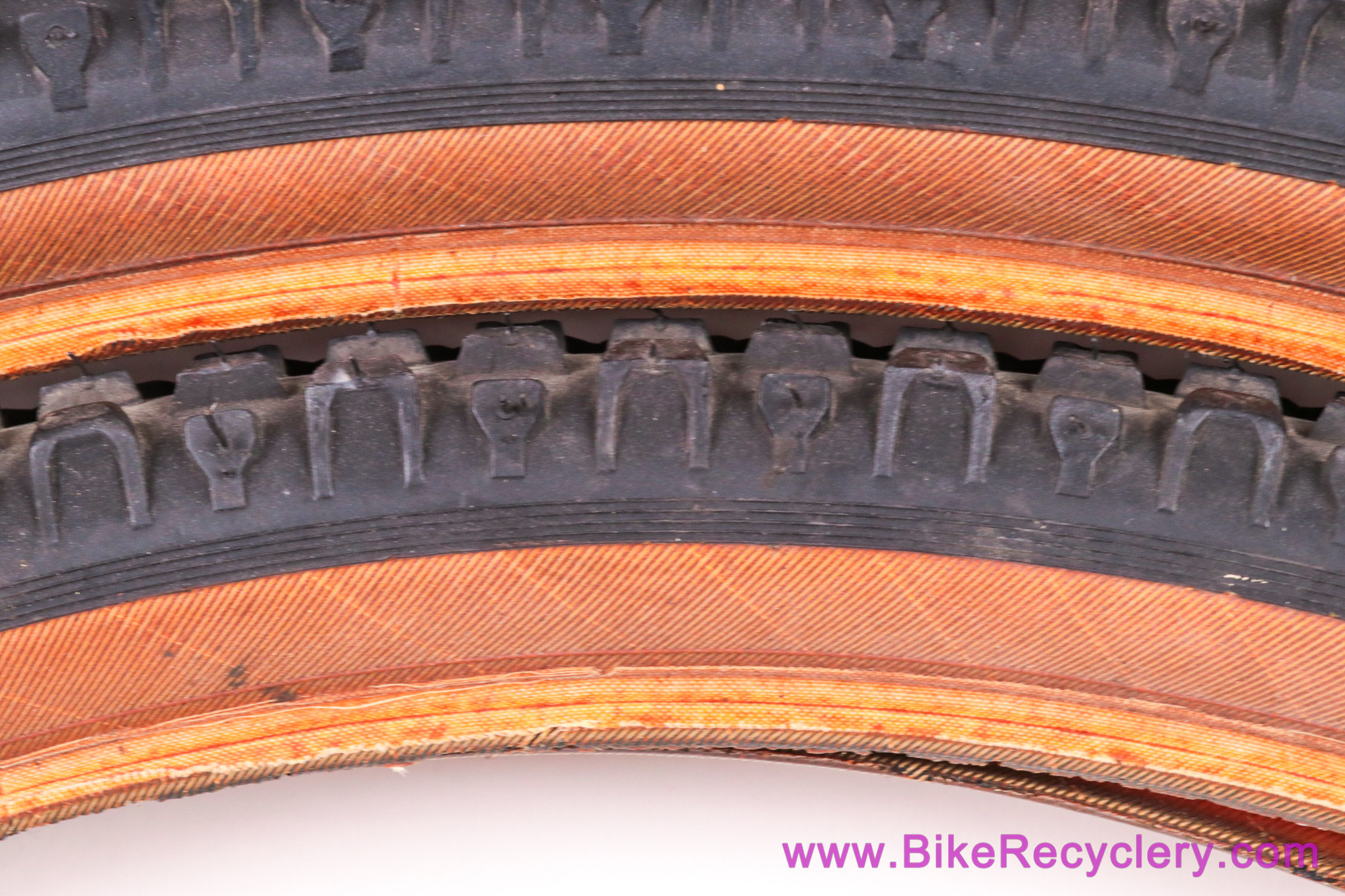 NOS(?) Specialized Crossroads II MTB Tires: 26 x 1.95" - Tan Wall - Vintage 1980s 1990s