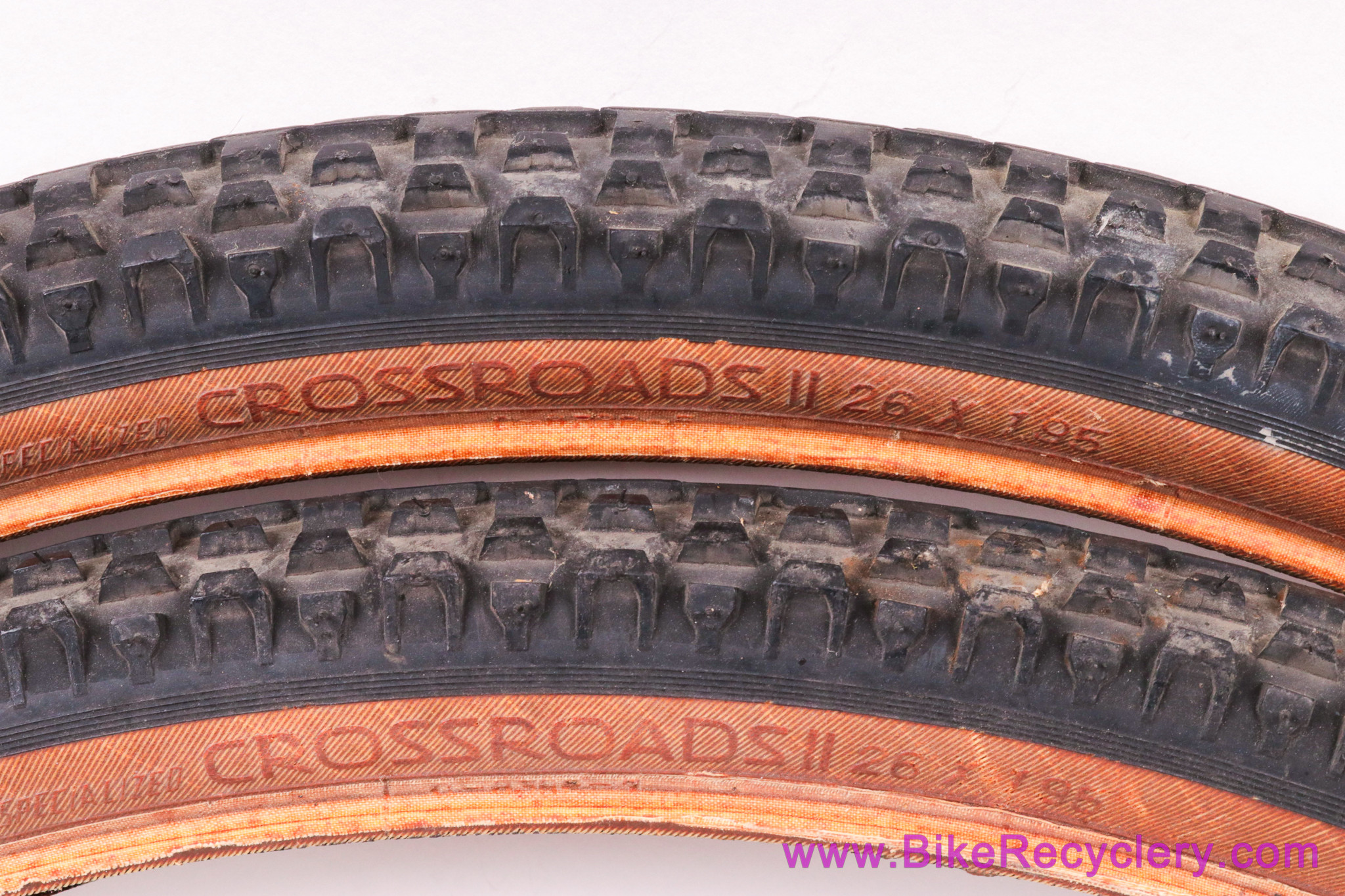 NOS(?) Specialized Crossroads II MTB Tires: 26 x 1.95" - Tan Wall - Vintage 1980s 1990s