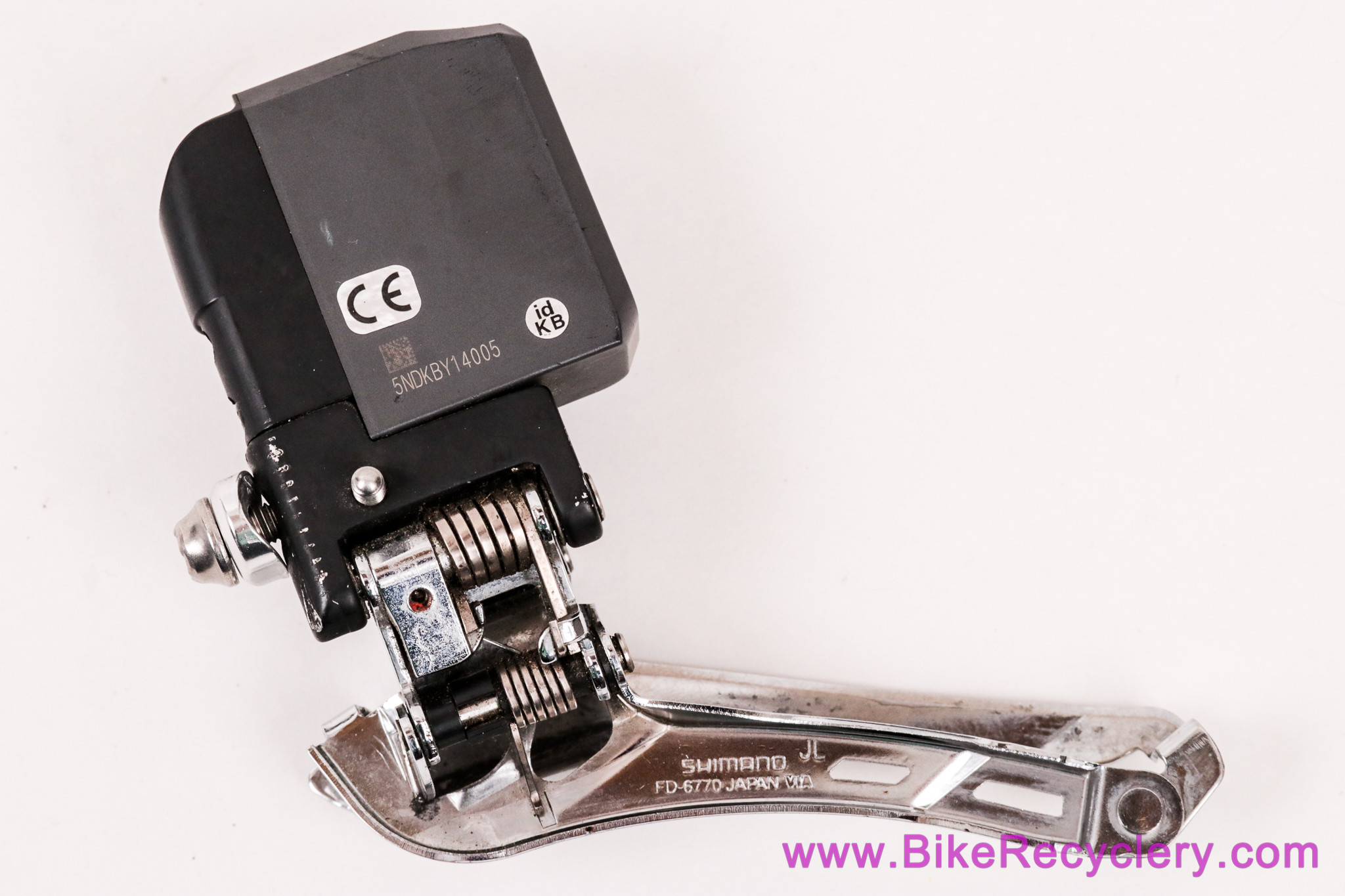 Shimano Ultegra FD-6770 Di2 Front Derailleur: 10 Speed - Braze On 
