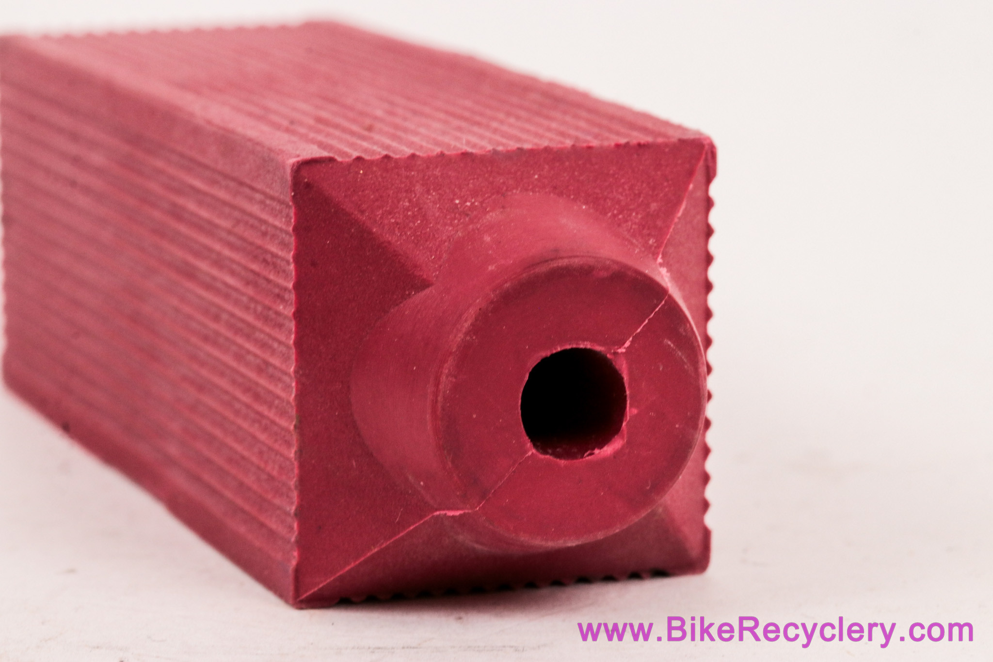 Reproduction Torrington #10(?) Pedal Blocks: 4" - Red - Set of 4 (NEW)