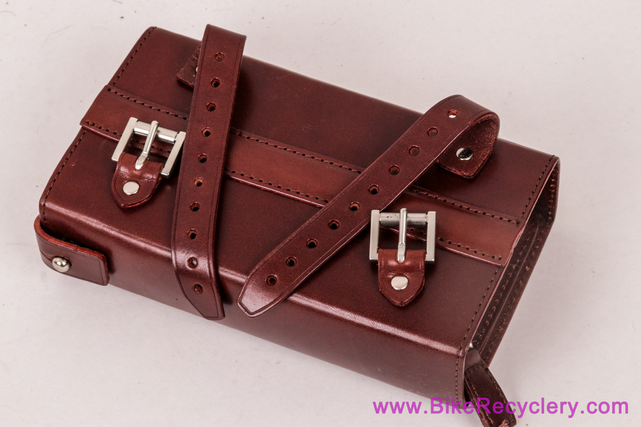 Brooks D-Shaped Saddle Bag: Antique Brown (NEW) - Bike Recyclery