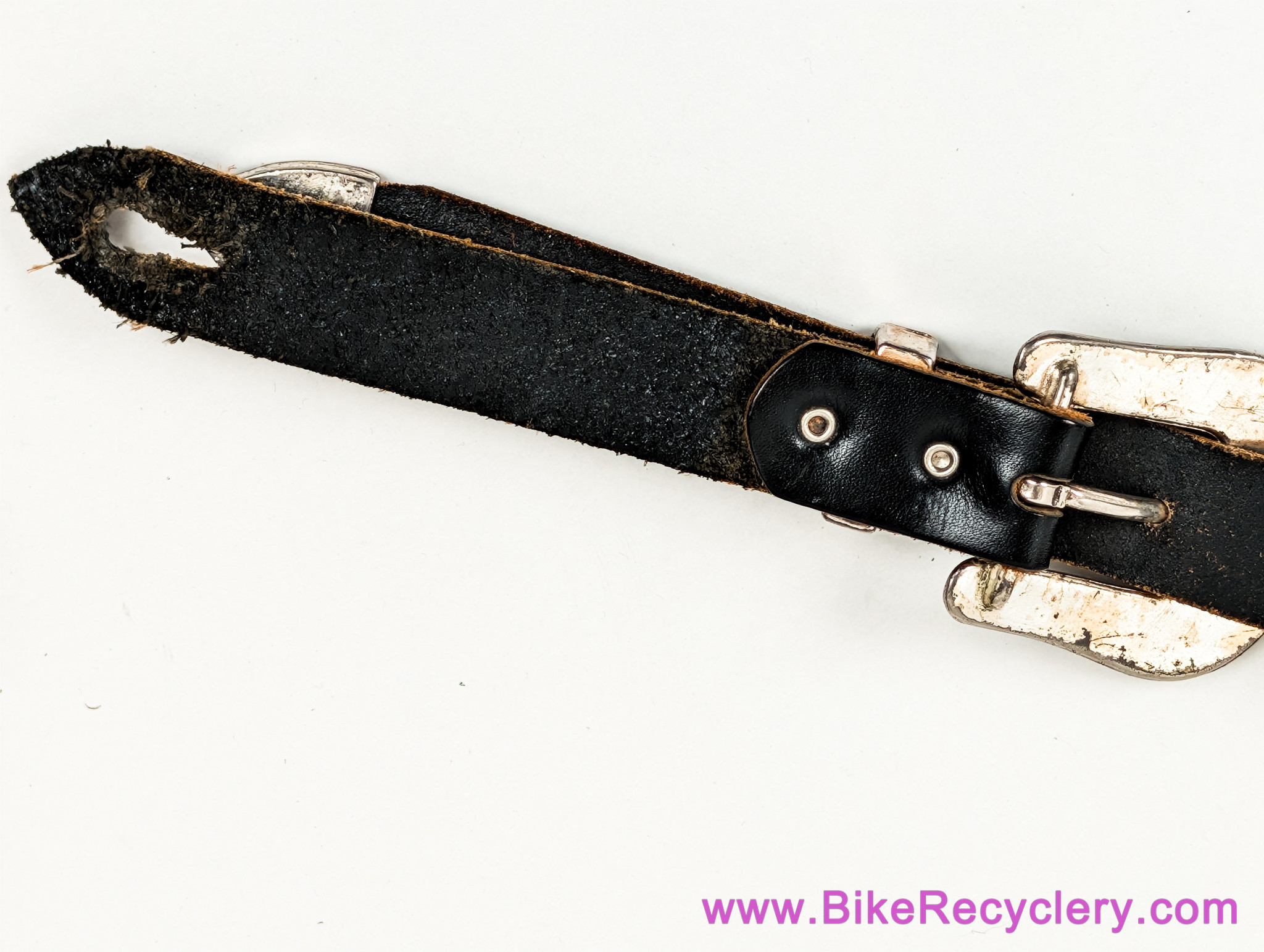 1990's Vintage Gibson x Levy's Leather Guitar Strap: Western Floral Metal Buckles - 2" Shoulder Pad - Black (EXC+ Amazing Patina)