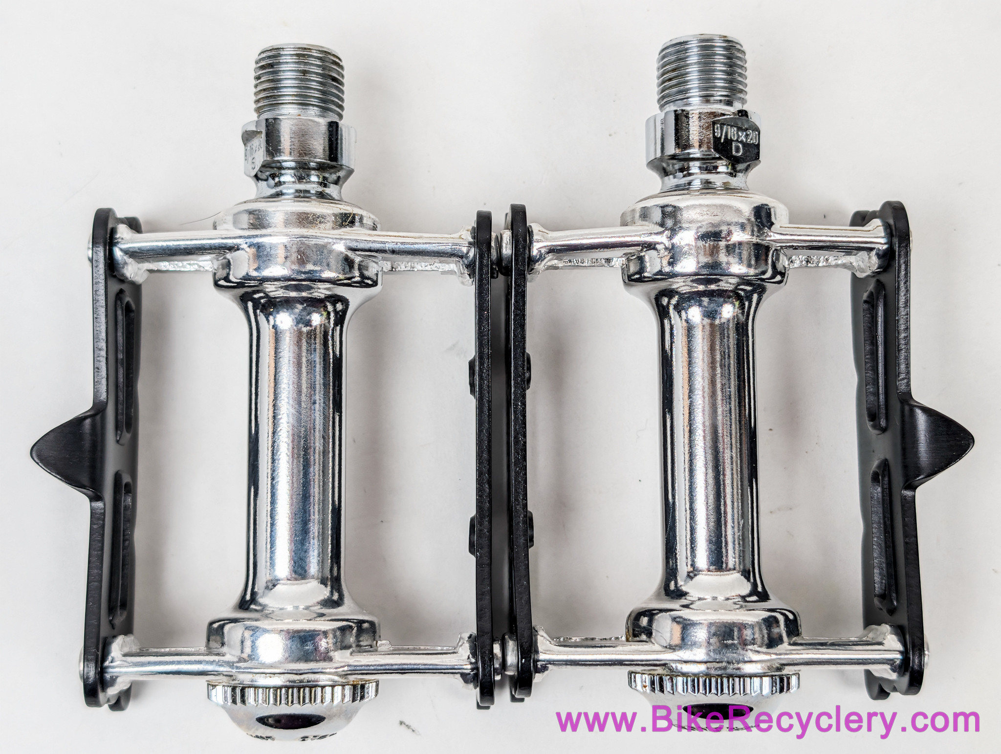 NIB/NOS Campagnolo Record Superleggeri #1038/A Pista Track Pedals: Black - Toe Clip Bolts