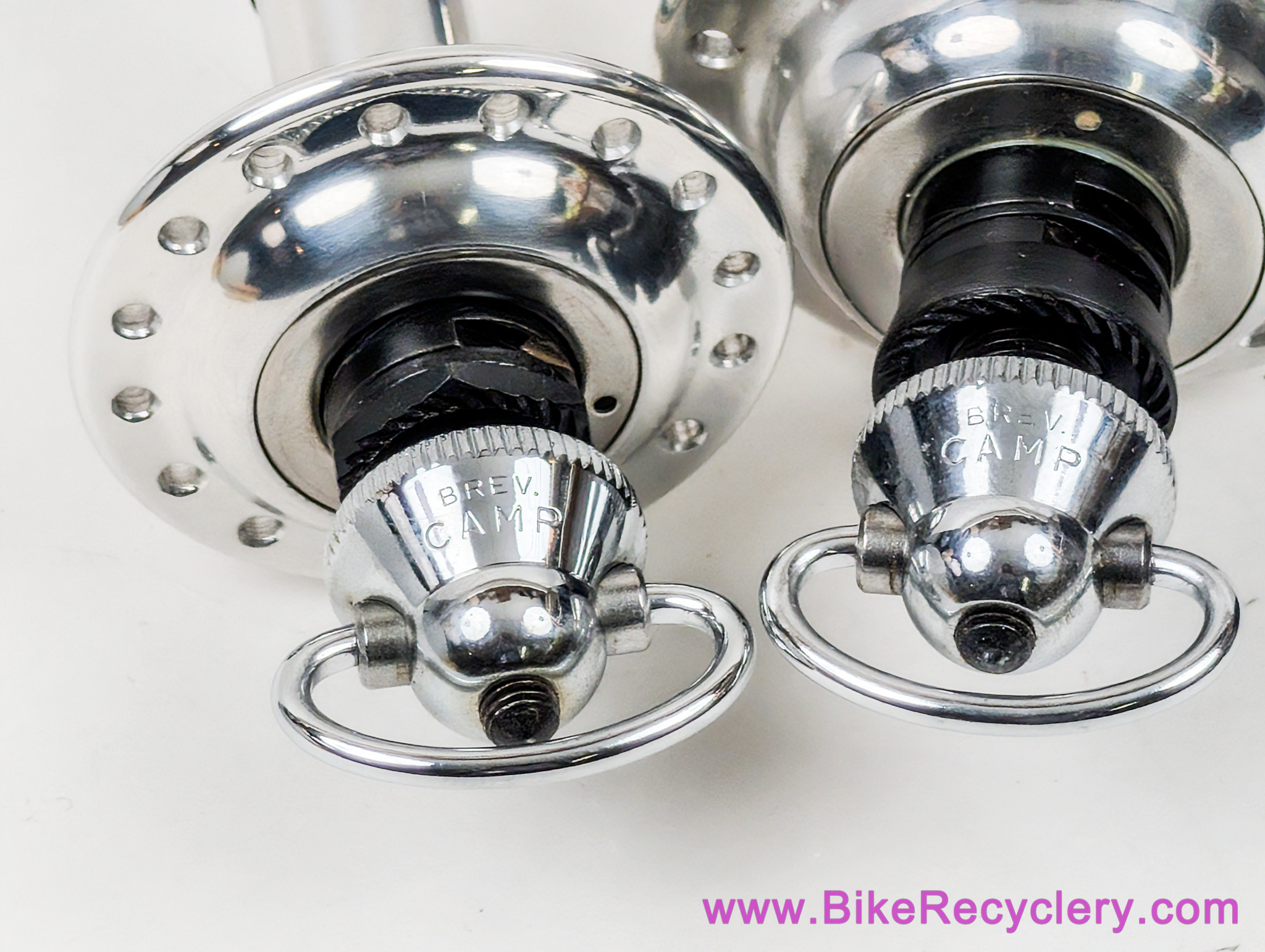 NIB/NOS Campagnolo Nuovo Record Strada Low Flange Hubset: 32H x