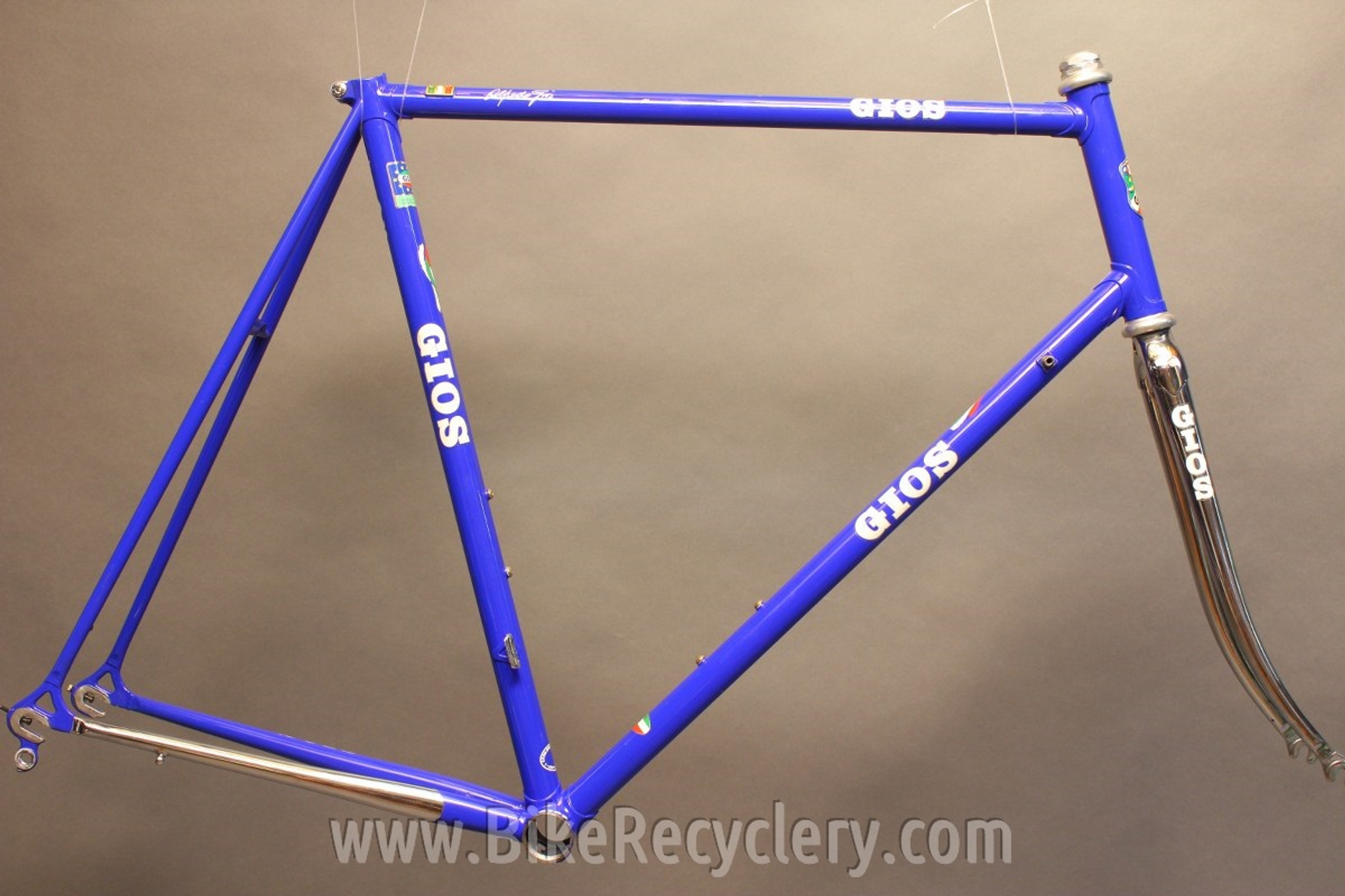 lugged bike frame