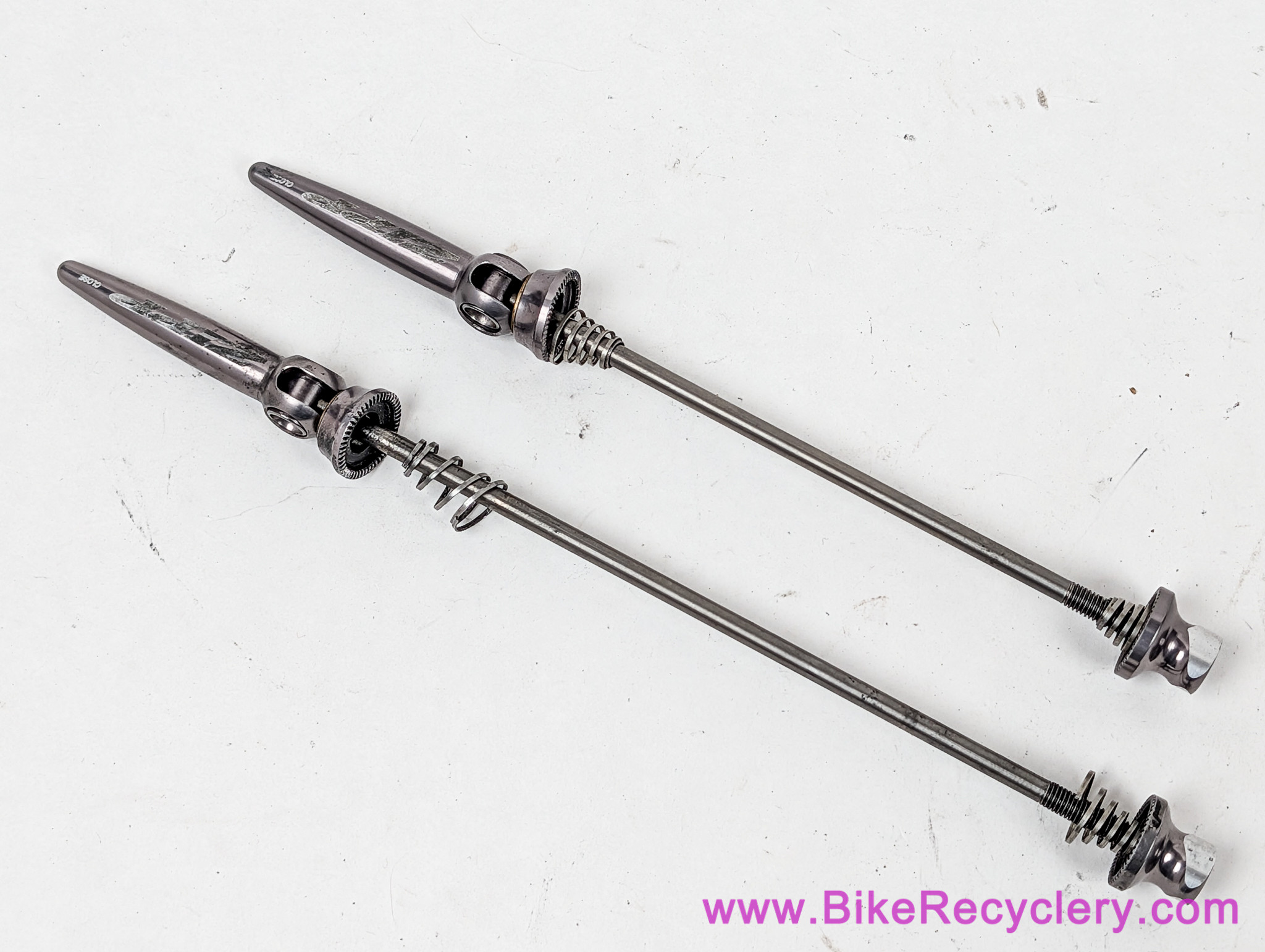 ZIPP Aero Road QR Skewer Set: 100/130mm Front/Rear - Pewter (EXC