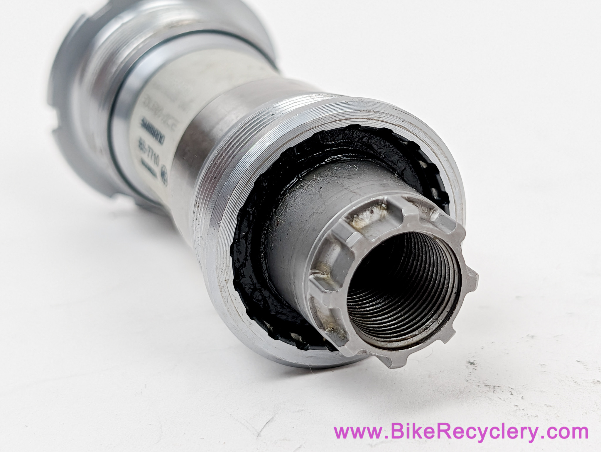 Shimano Dura Ace BB-7710 Track Bottom Bracket: NJS - 109.5mm x