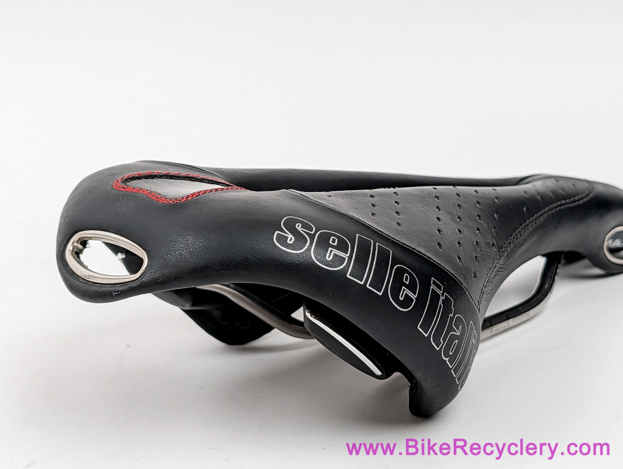 NOS Selle Italia Max Flite Gel Flow Saddle: Vanox - Black Leather - Vintage 2010
