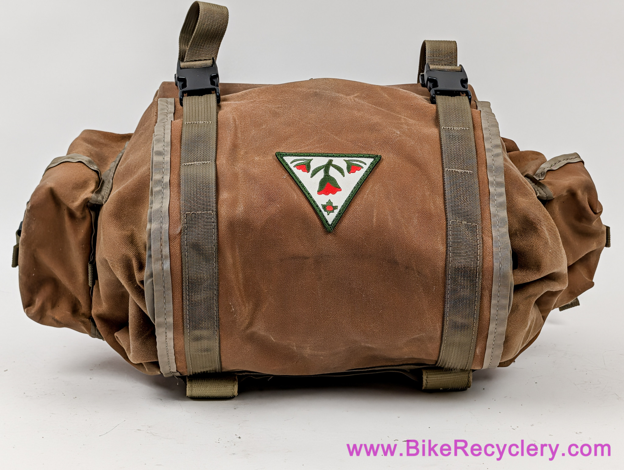 Ron's Bikes Fabio's Chest Small Handlebar Bag: Tan Waxed Canvas